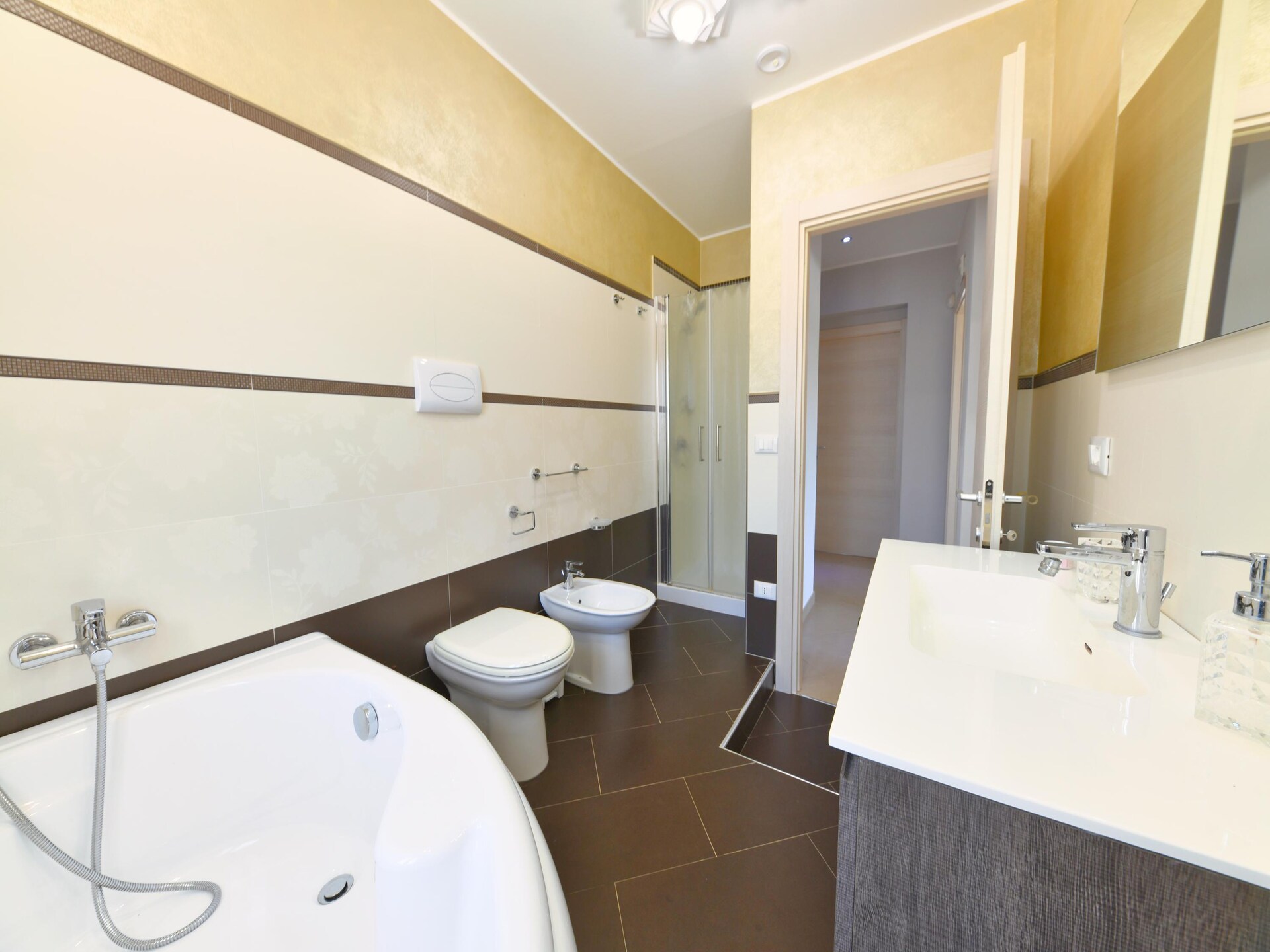 Privézwembad en weids uitzicht in vakantiehuis in Floridia - foto 28