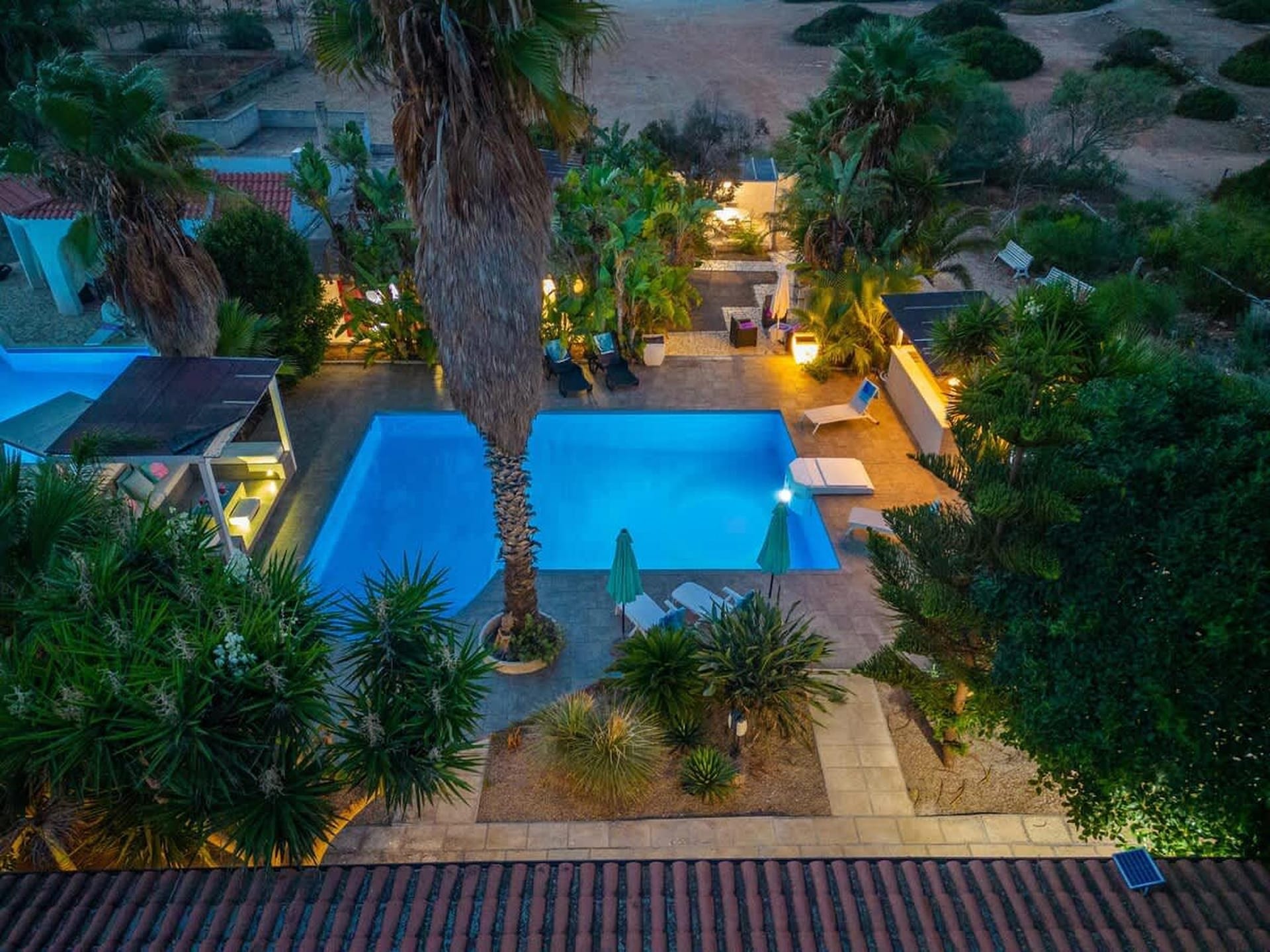 Luxe villa met zwembad op 50 meter van het strand in Gallipoli - foto 9