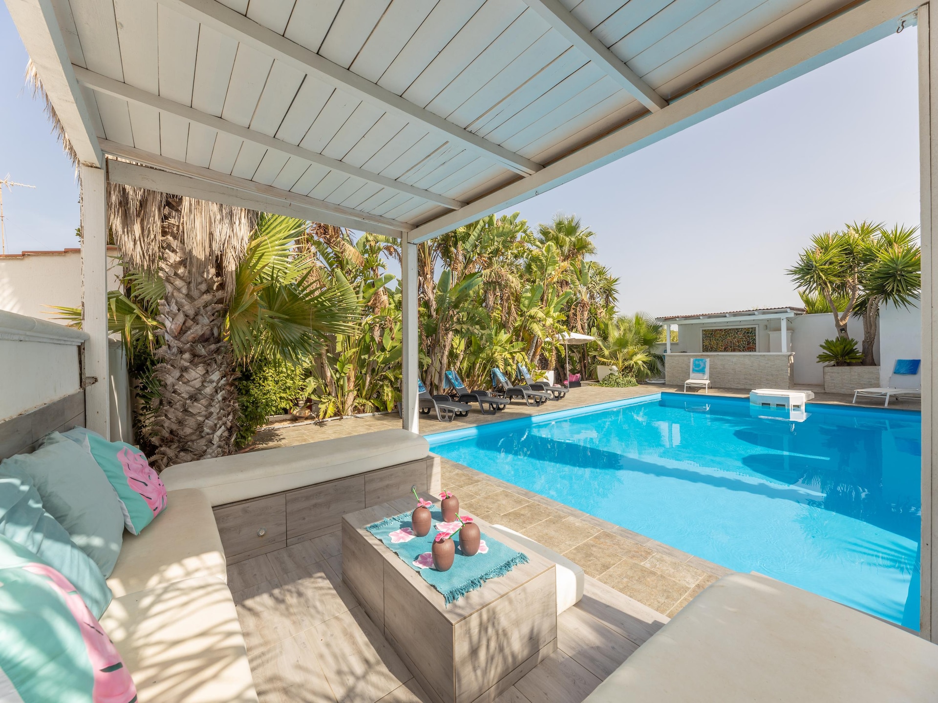 Luxe villa met zwembad op 50 meter van het strand in Gallipoli - foto 39
