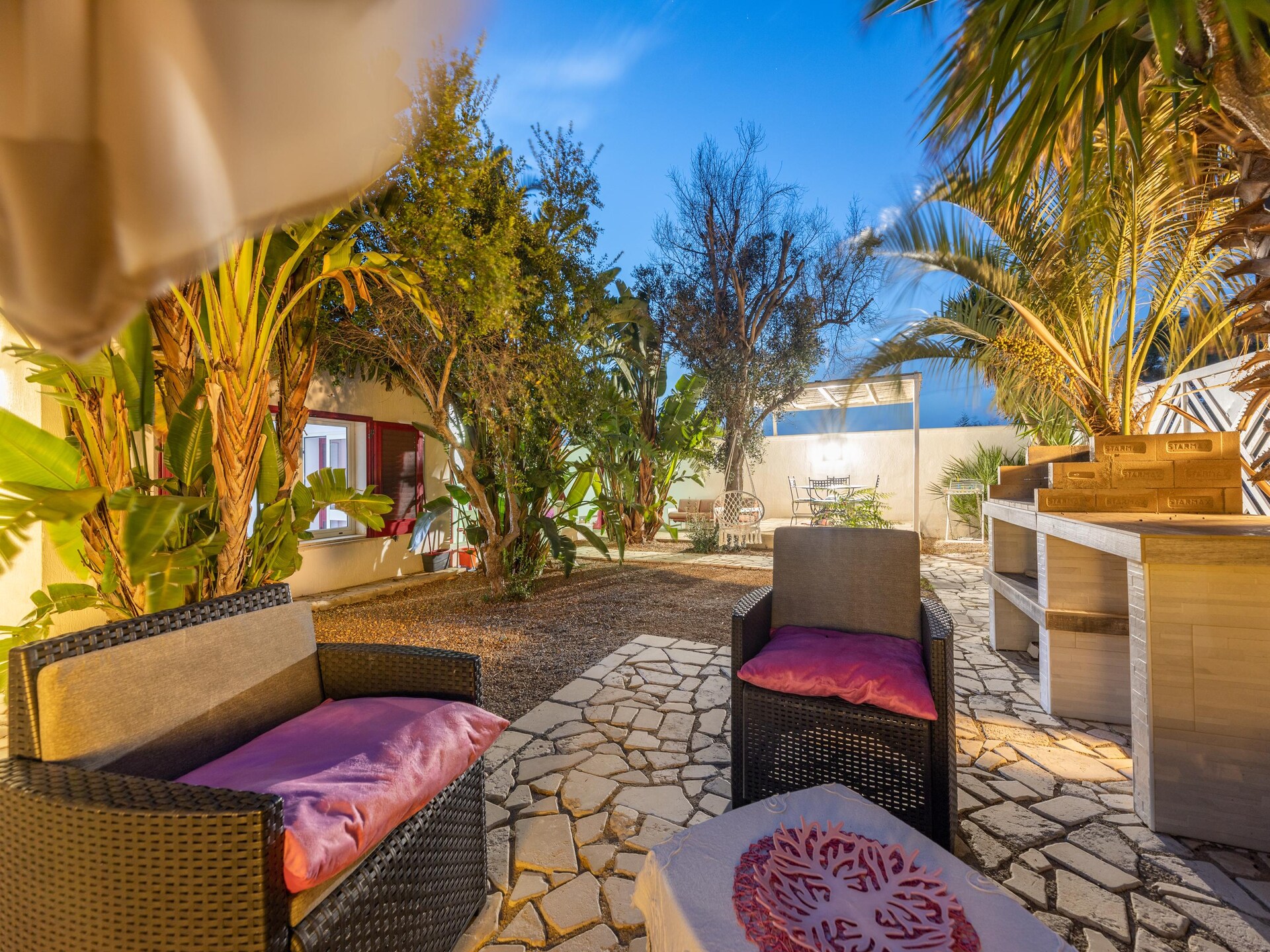 Luxe villa met zwembad op 50 meter van het strand in Gallipoli - foto 46