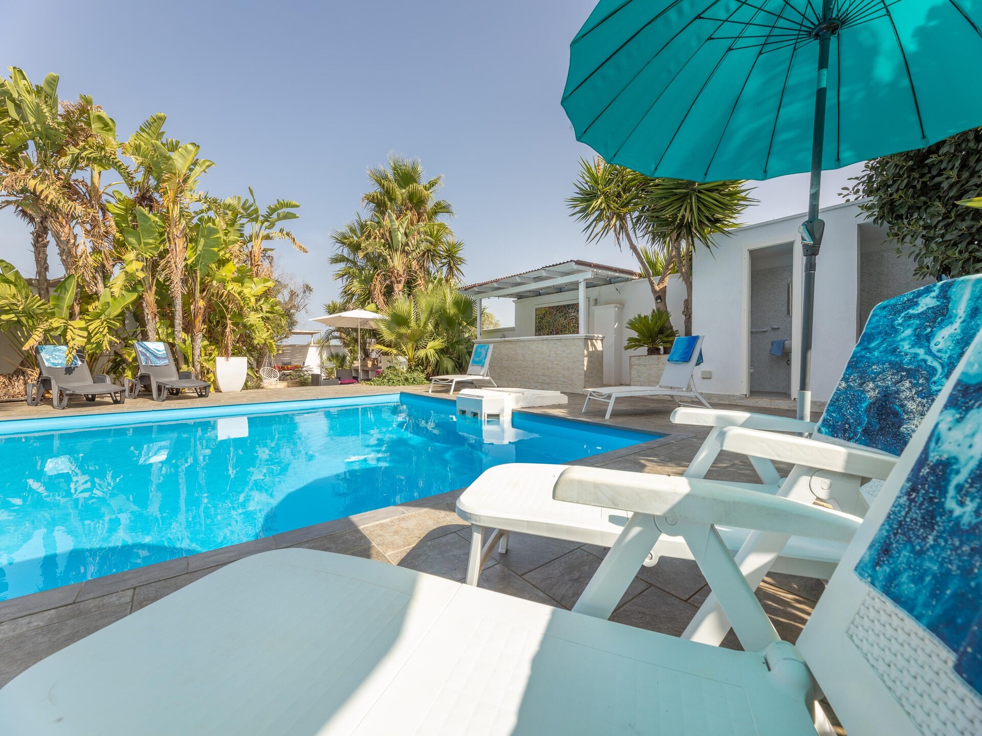 Luxe villa met zwembad op 50 meter van het strand in Gallipoli - foto 56