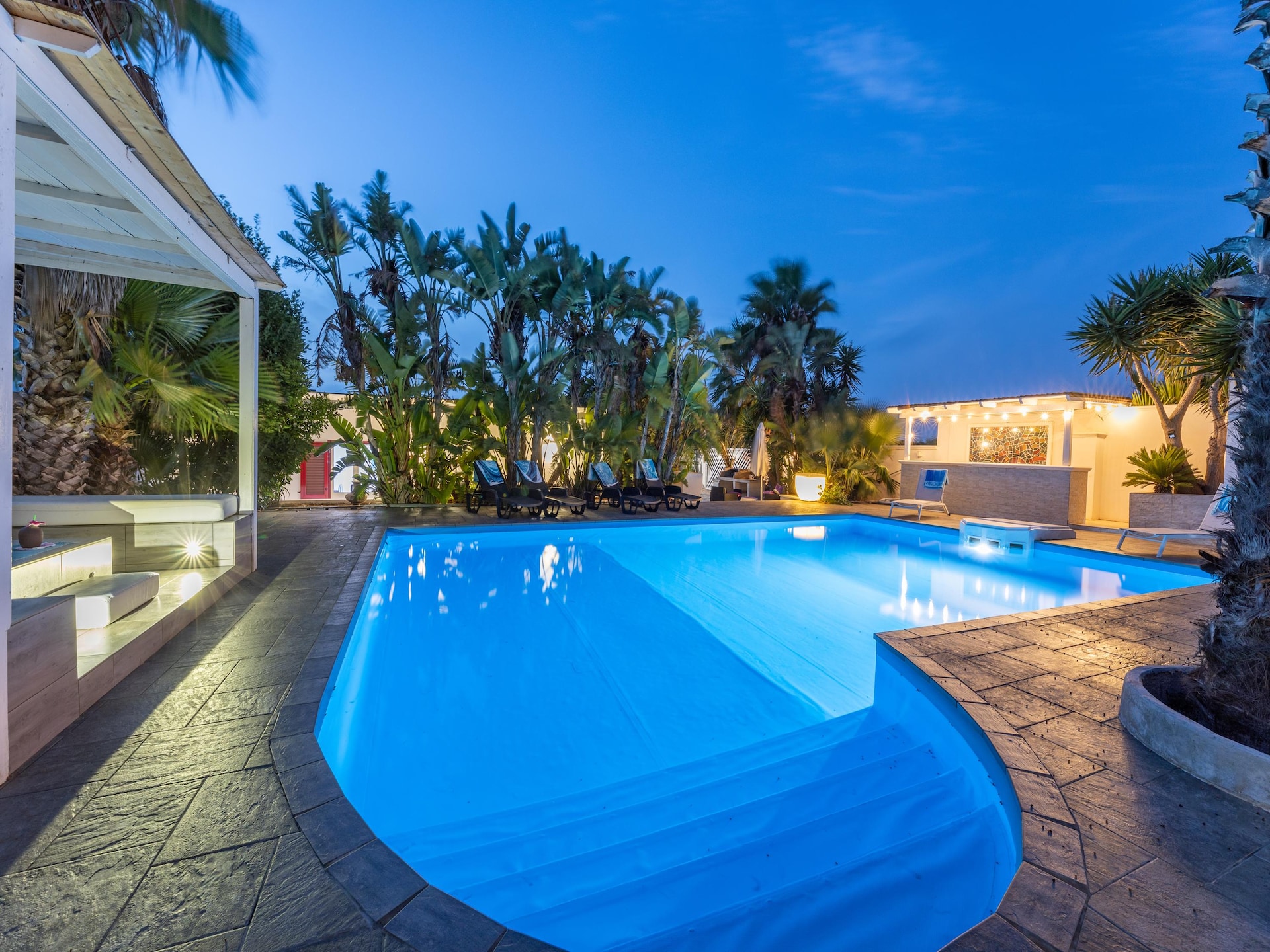 Luxe villa met zwembad op 50 meter van het strand in Gallipoli - foto 94