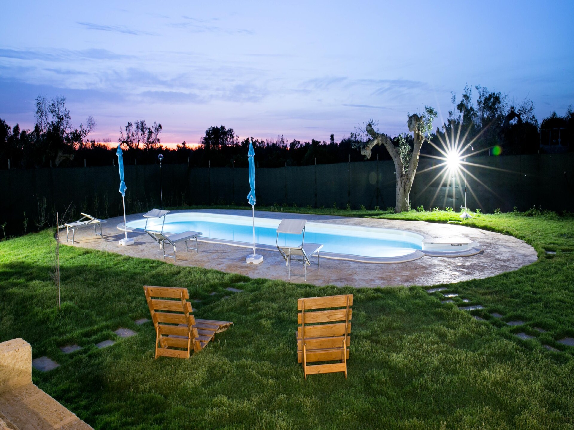 Vrijstaande trullo met privézwembad en jacuzzi op 1,5 km van zee in Racale - foto 48
