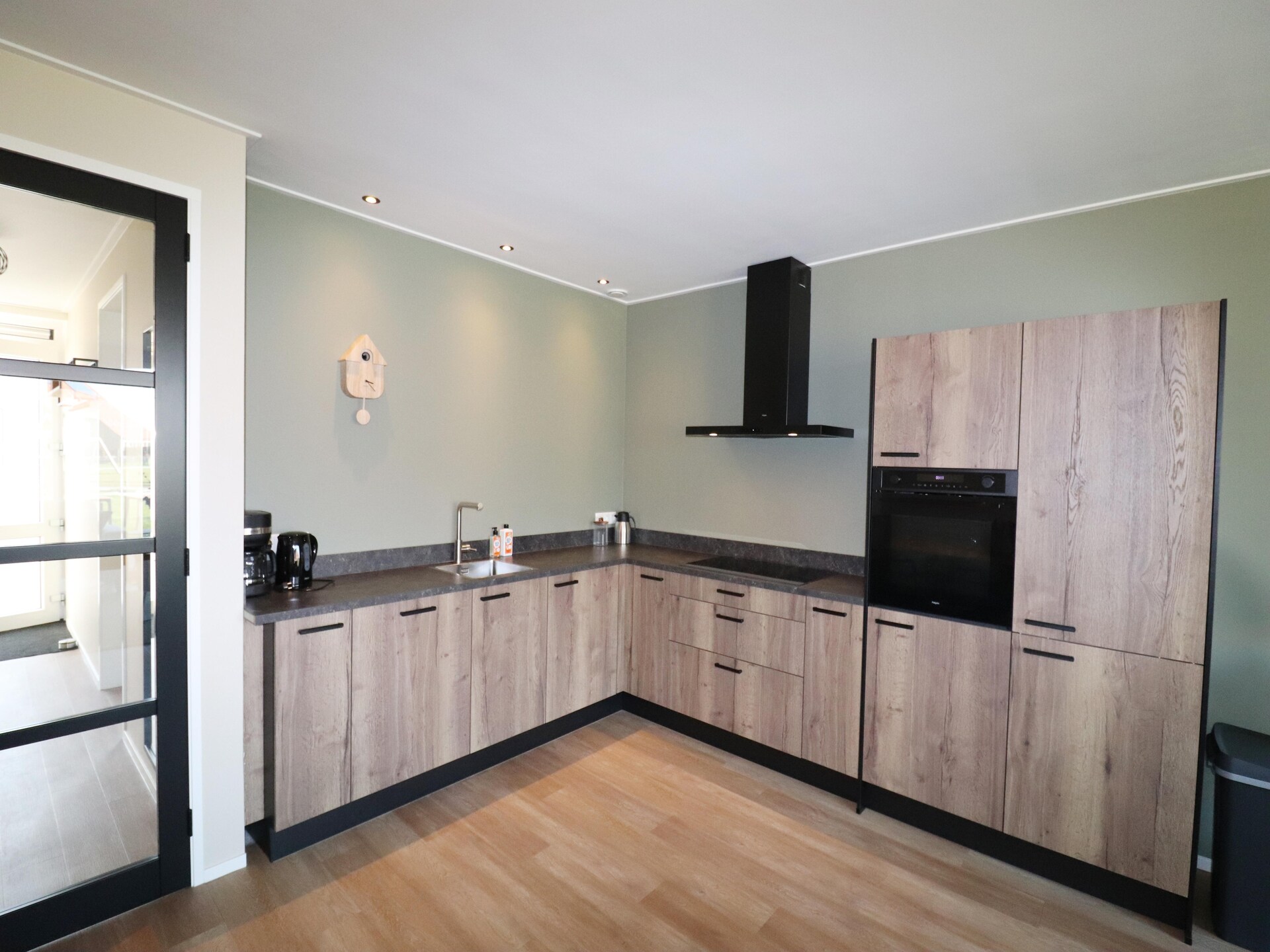 Moderne villa op uniek golfresort in het Friese landschap bij Leeuwarden - foto 3