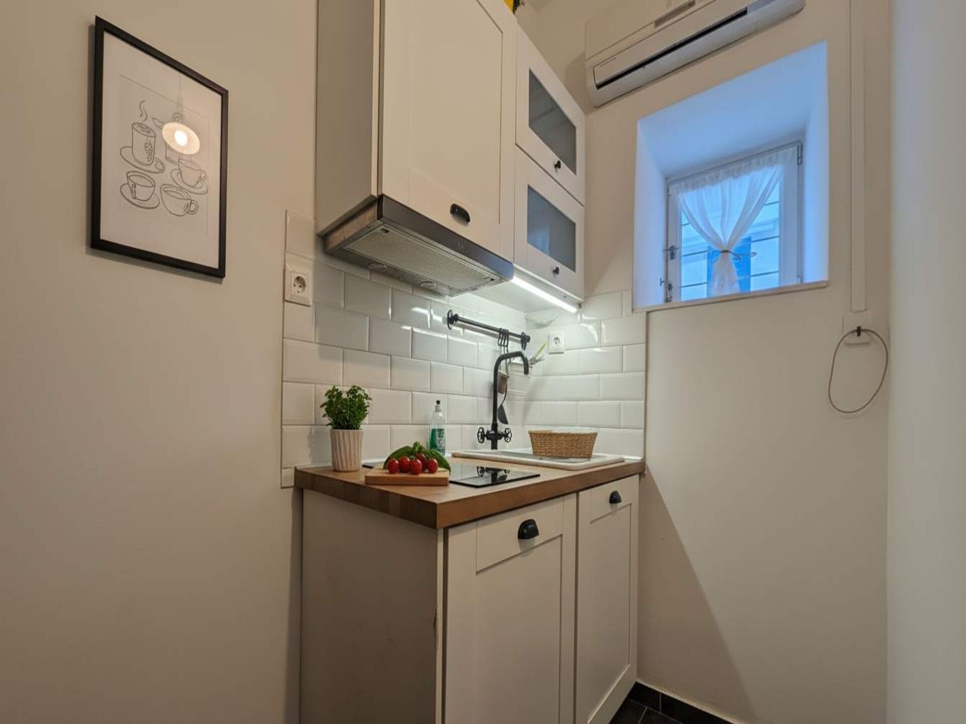 Knus appartement in hartje Mykonos-stad, vlakbij windmolens - foto 3