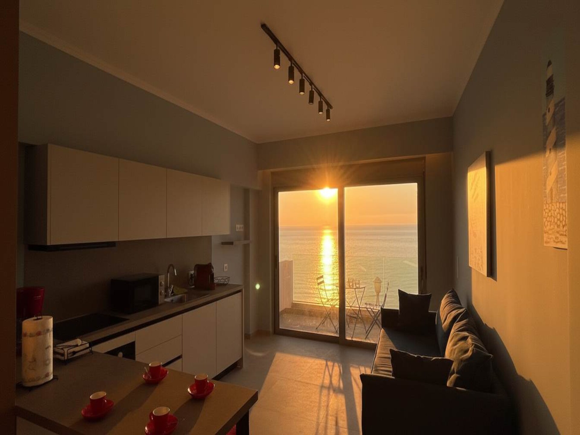 Elegante studio direct aan zee in Charaki met panoramisch uitzicht - foto 10