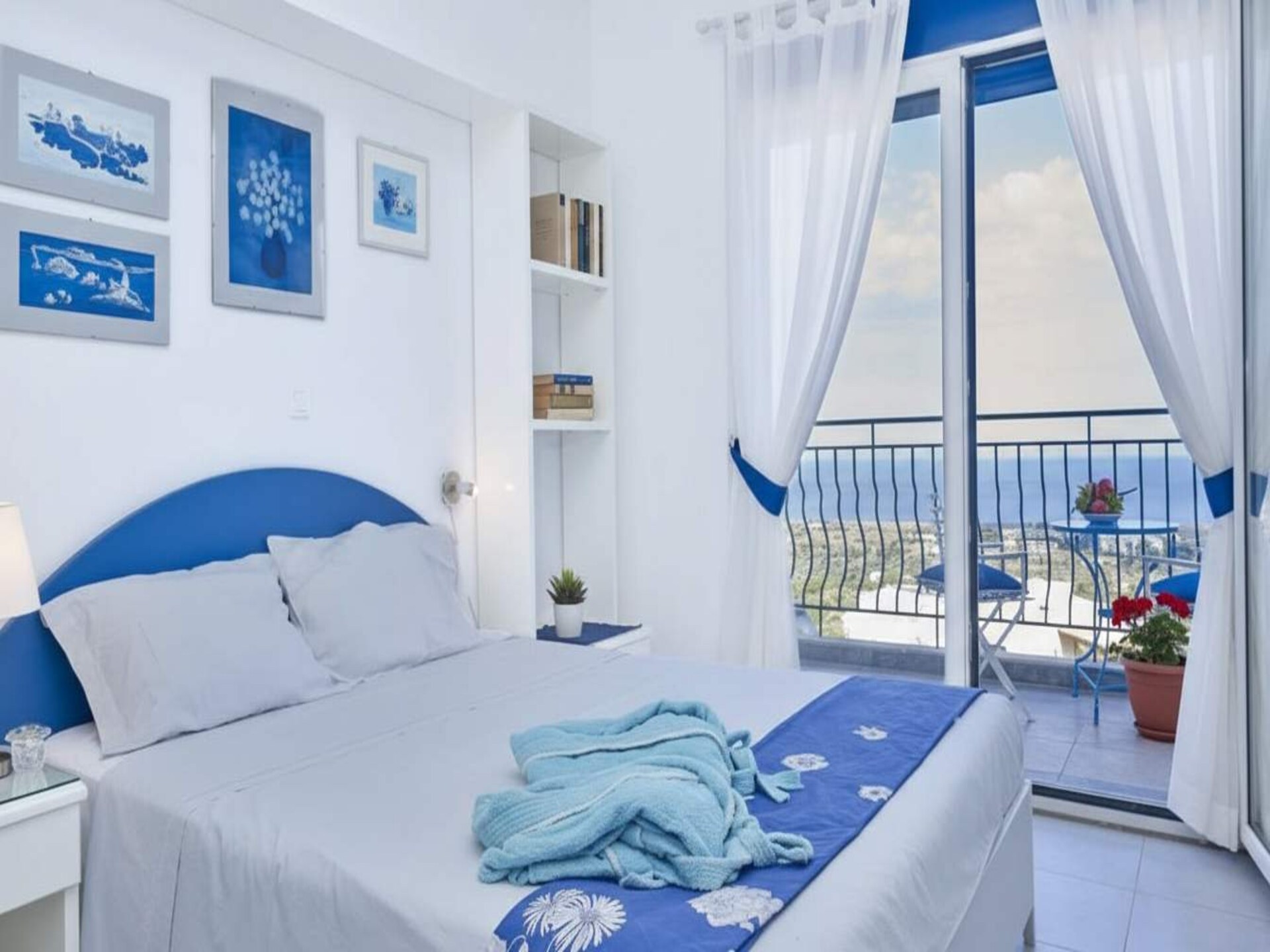 Luxe villa met privézwembad en panoramisch uitzicht op zee en bergen in Kalathos - foto 15