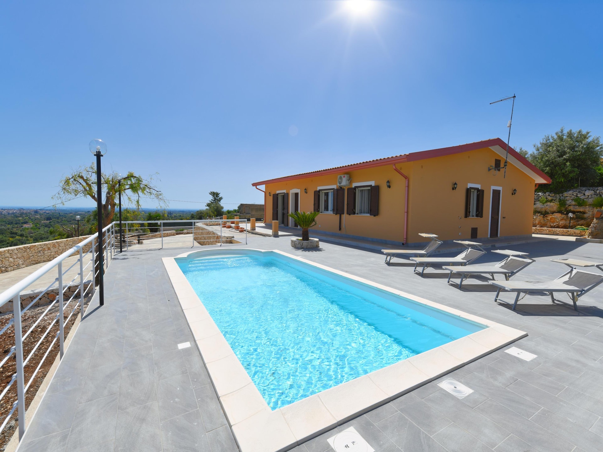 6-persoons vakantiehuis met privézwembad in Floridia - foto 13