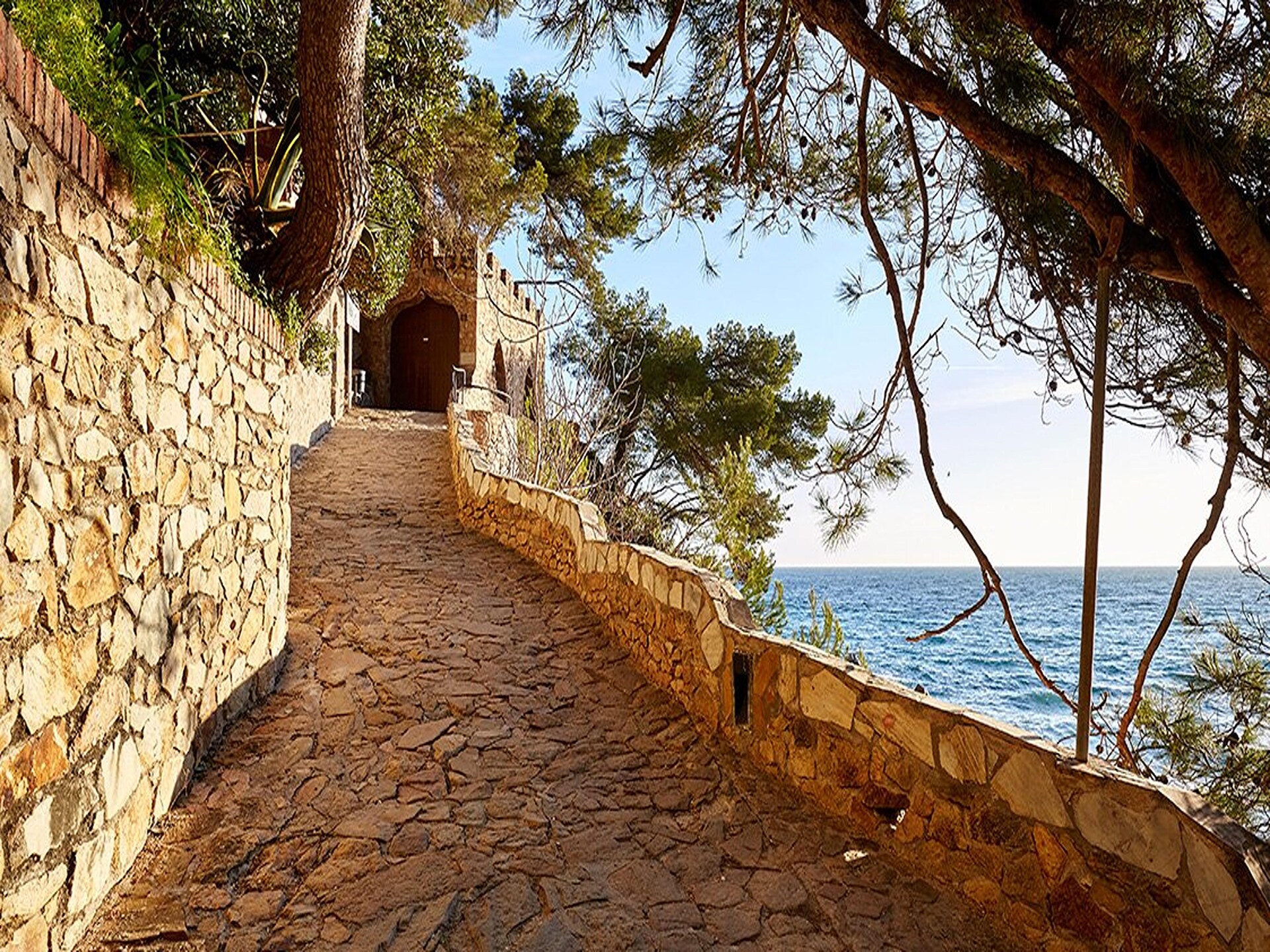 Licht appartement in Tossa de Mar met zwembad en tuin - foto 37