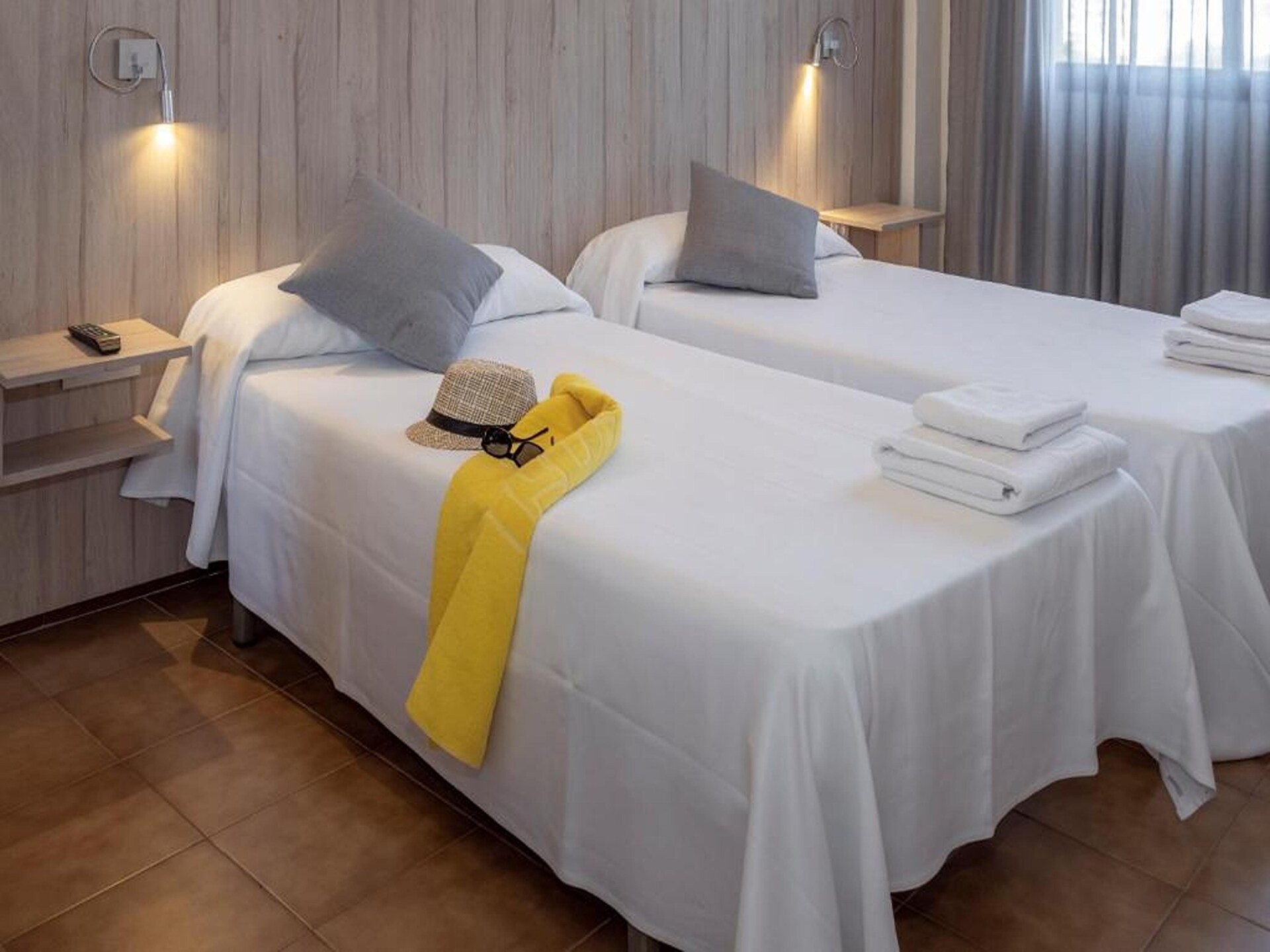 Licht appartement in Tossa de Mar met zwembad en tuin - foto 8