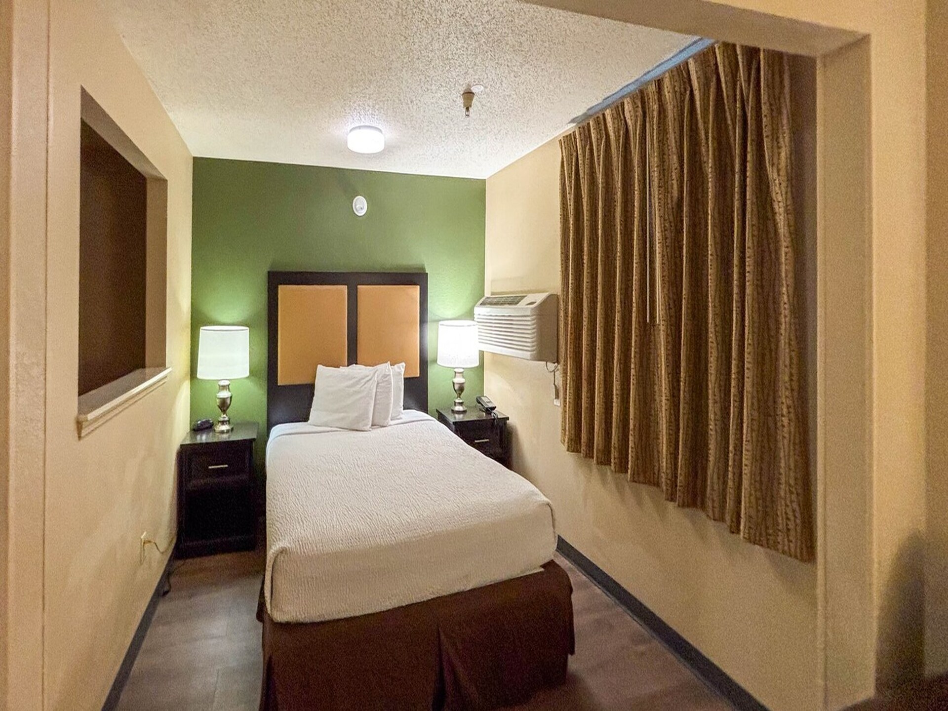 Knus appartement in Greenville met queen bed, ideaal voor twee - foto 51