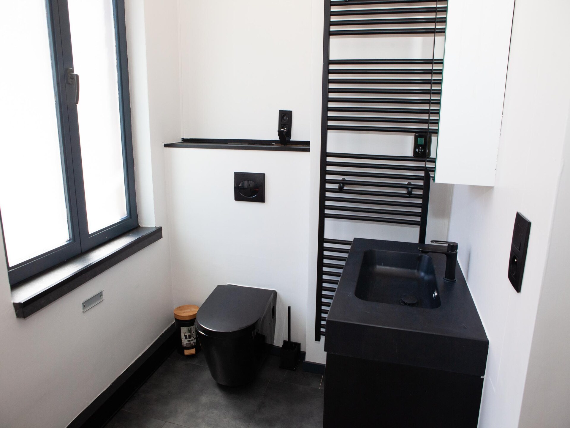 14-persoons vakantiehuis in hartje Verviers met 5 slaapkamers - foto 24