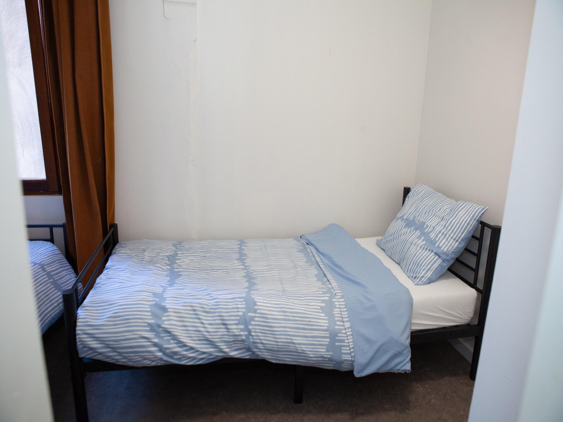 14-persoons vakantiehuis in hartje Verviers met 5 slaapkamers - foto 13