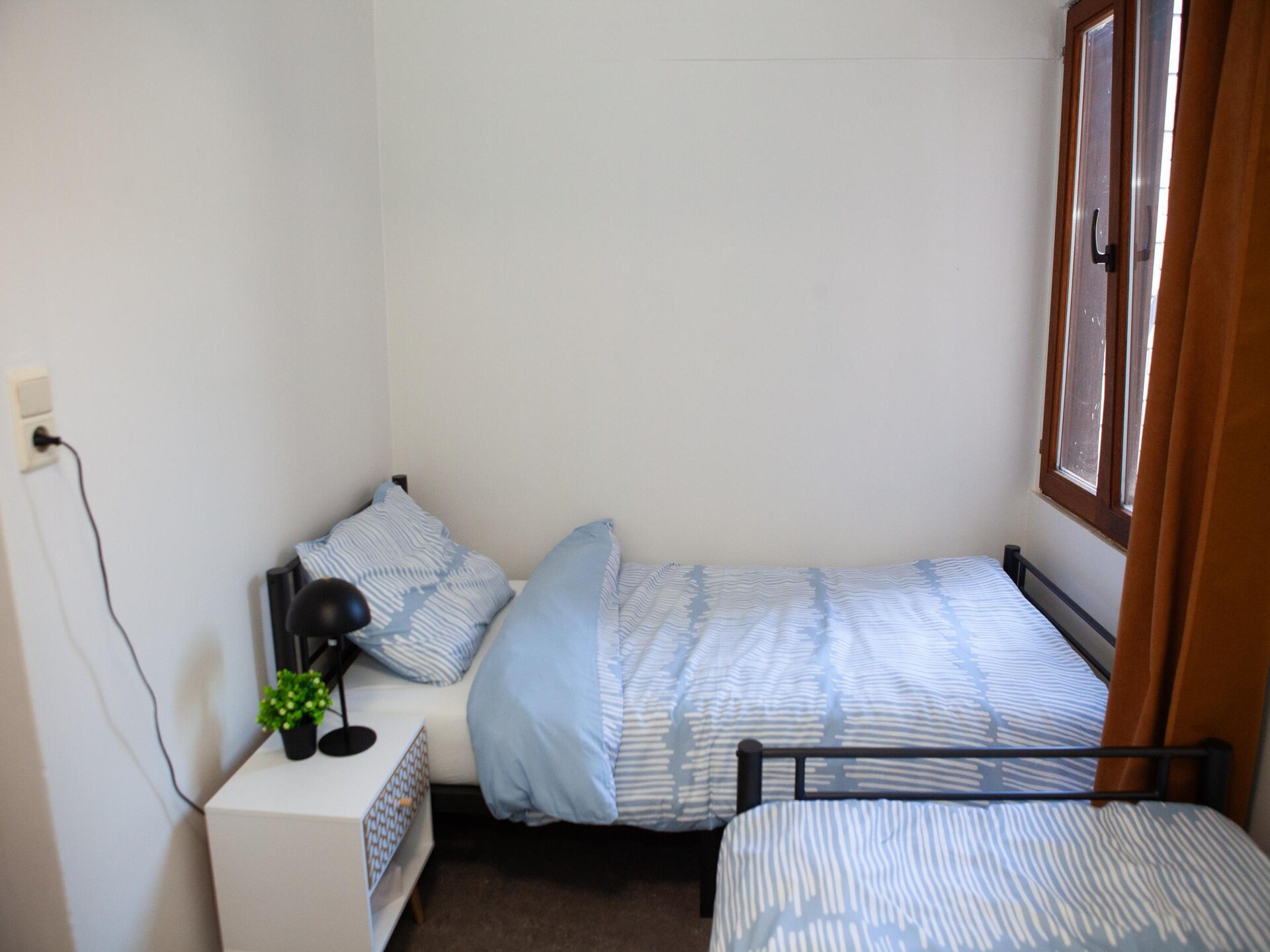14-persoons vakantiehuis in hartje Verviers met 5 slaapkamers - foto 45