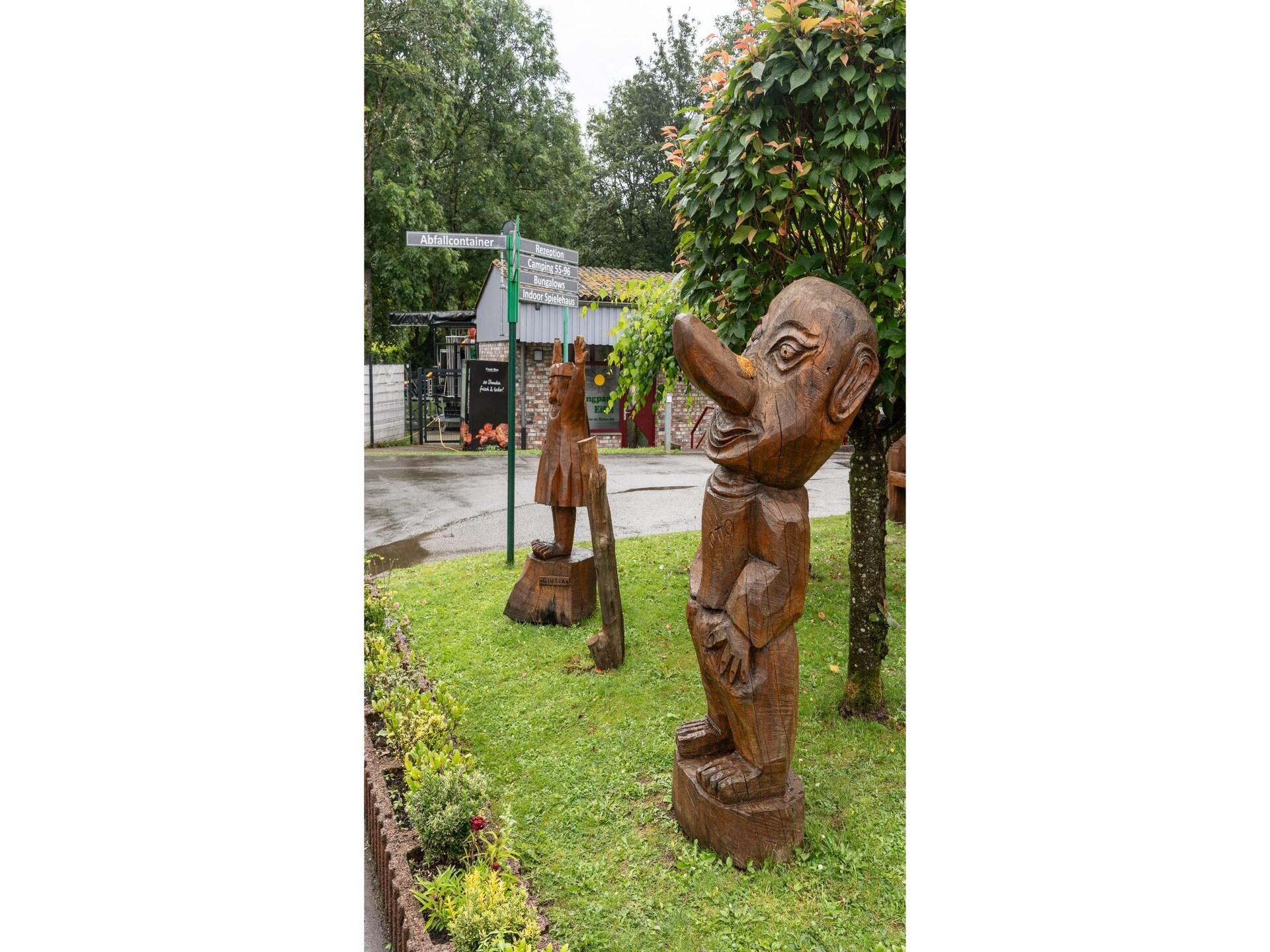 Knusse Eifelhut voor 2 op Campingpark Eifel in Waxweiler - foto 26