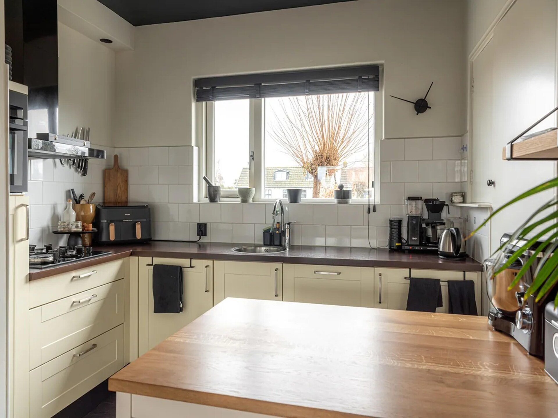 Ruim vrijstaand vakantiehuis in watersportdorp Langweer, Friesland - foto 4