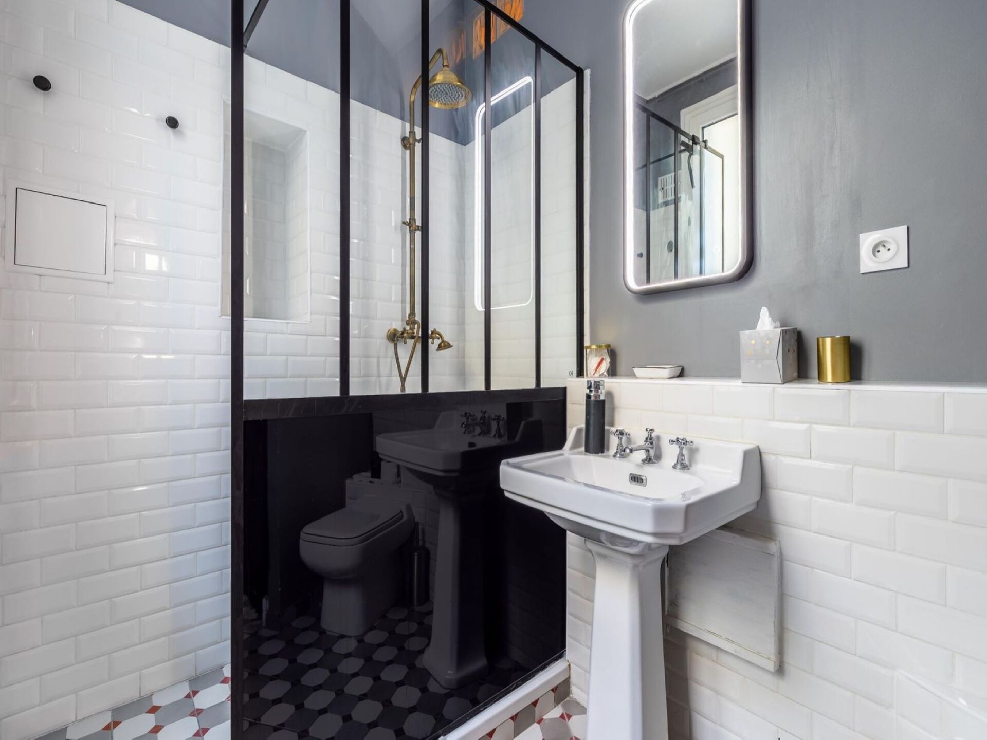 Elegant appartement in historisch Montpellier, 550m van het centrum - foto 13