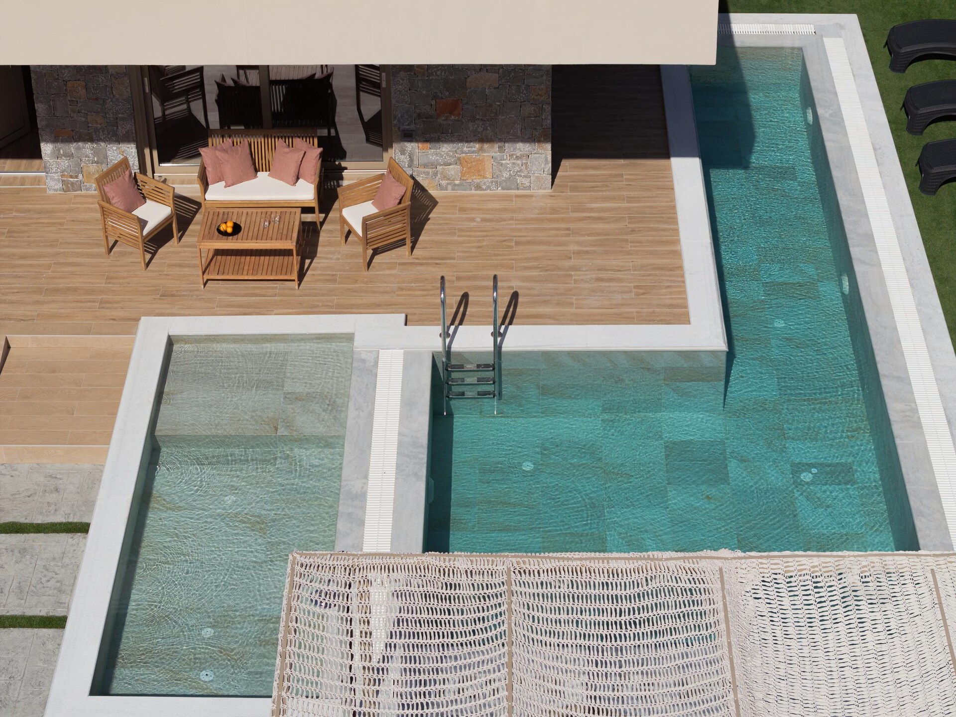 Ruime villa met privézwembad en jacuzzi op 1,8 km van het strand in Gouves - foto 8