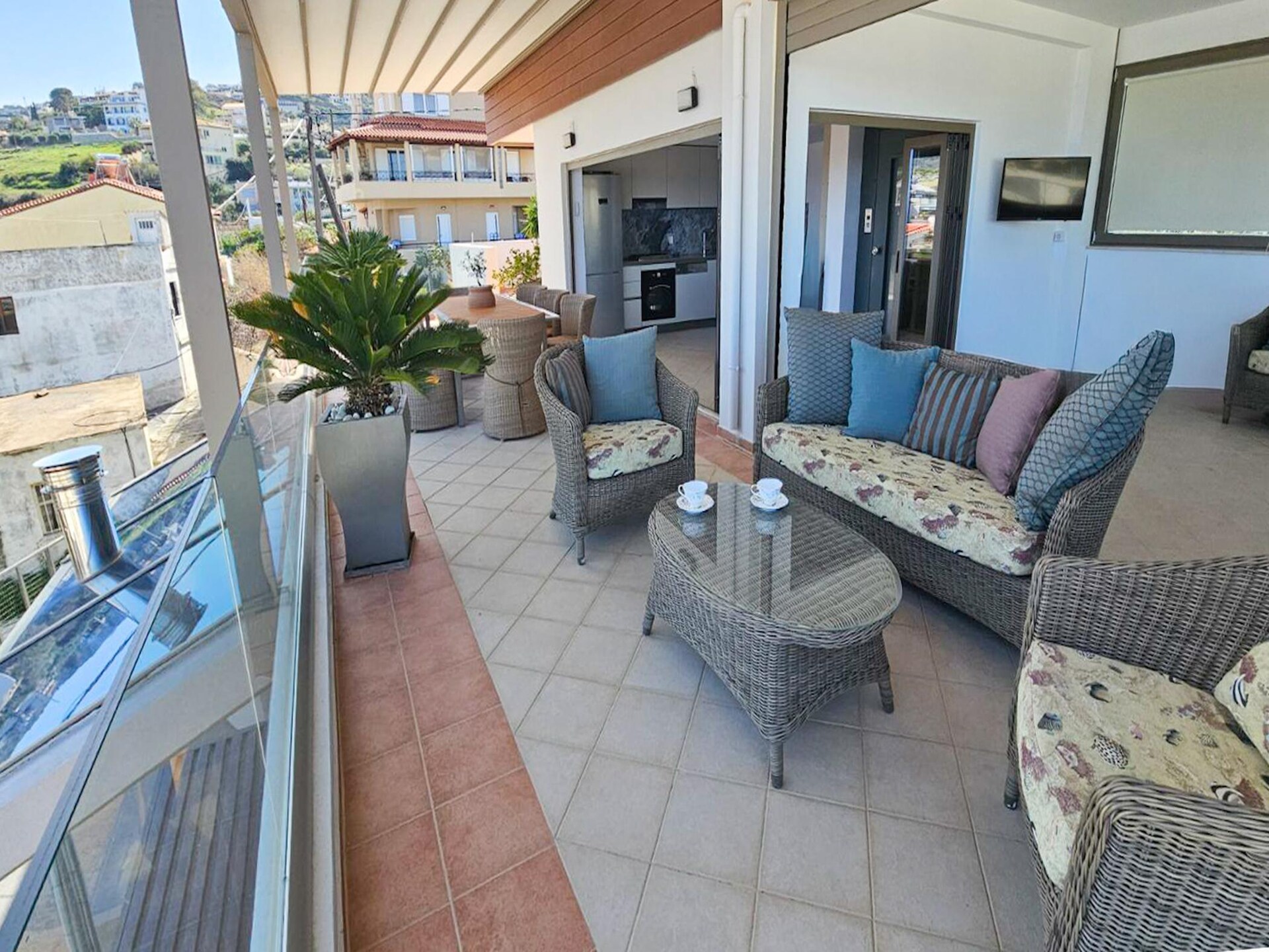 Luxe villa met privézwembad en dakterras op 30 meter van zee in Agia Pelagia - foto 24