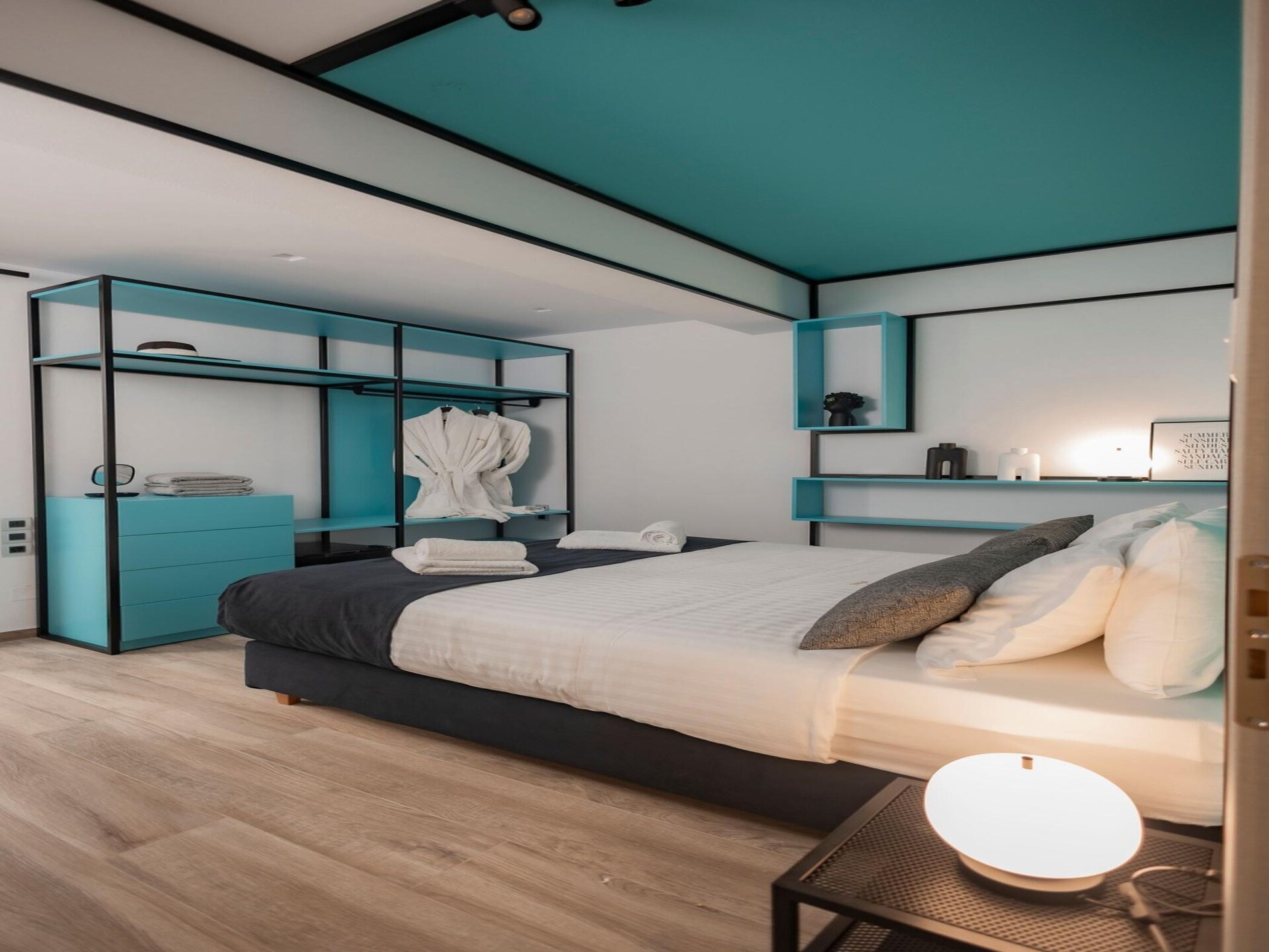 Luxe villa met privézwembad en dakterras op 30 meter van zee in Agia Pelagia - foto 20