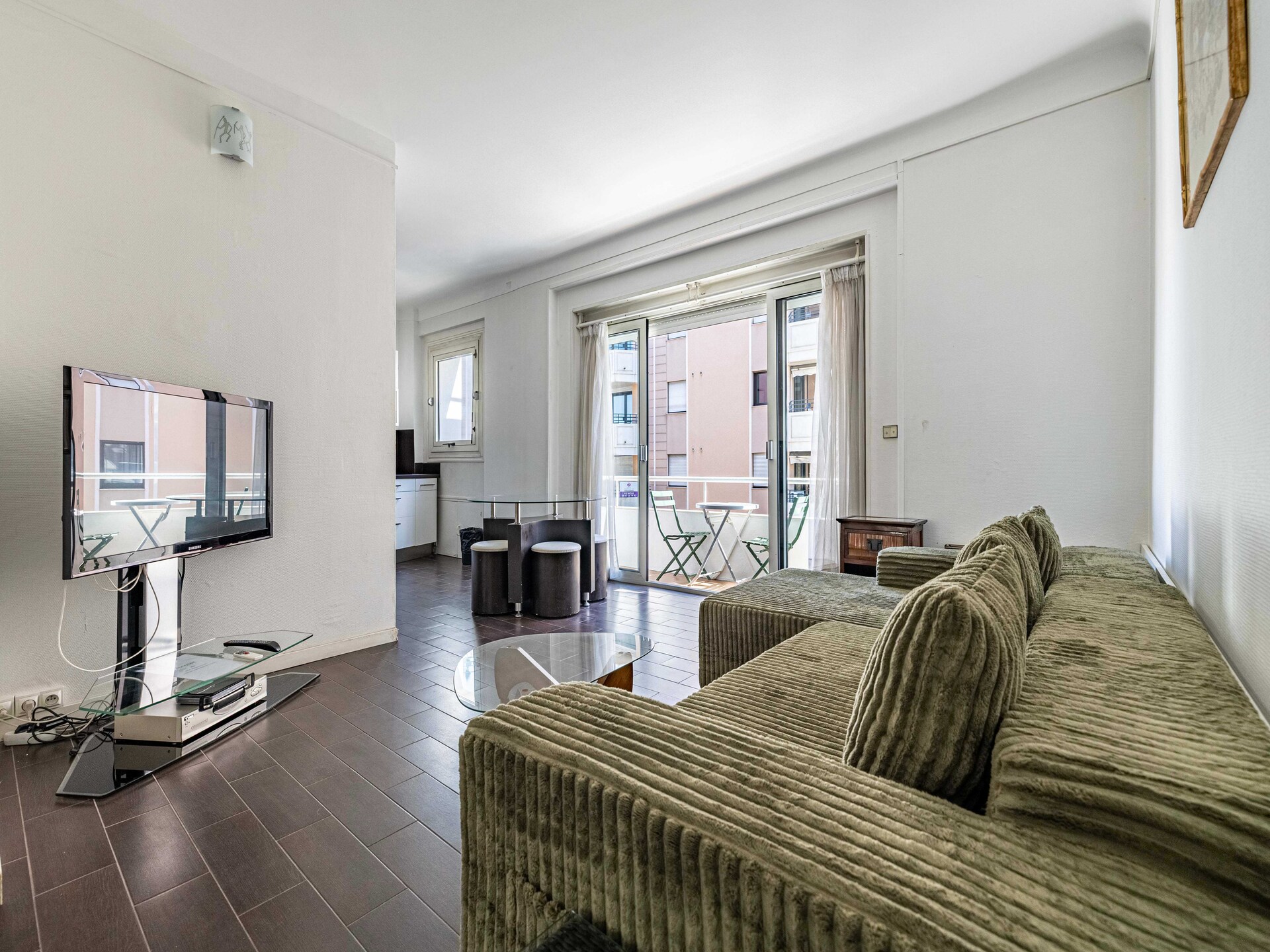 Licht appartement met balkon op loopafstand van strand en Palais des Festivals - foto 6