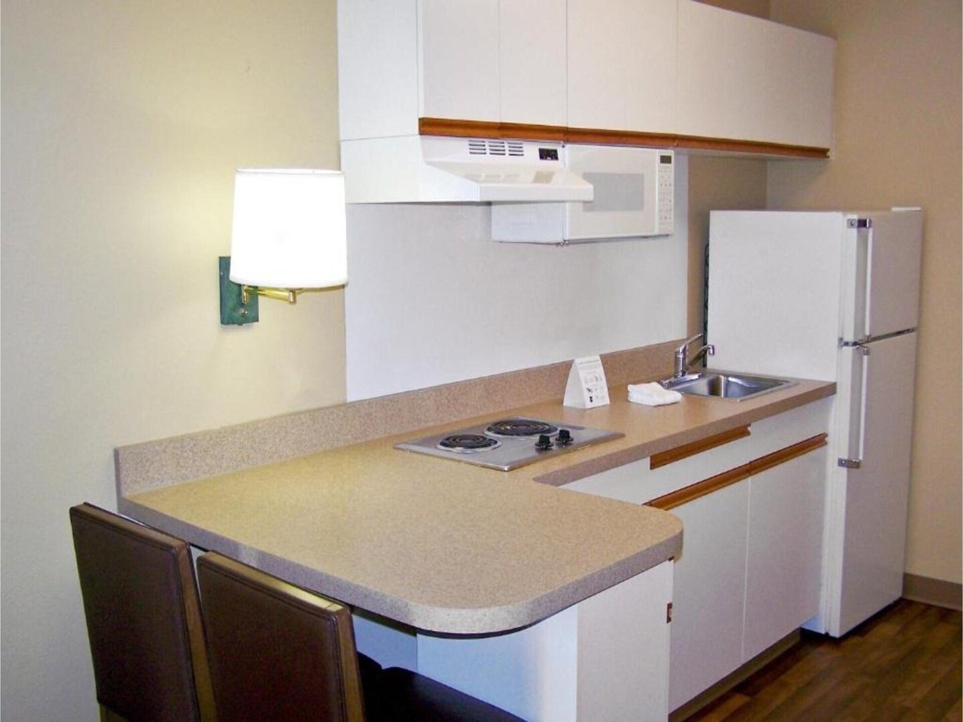 Studio-appartement met keuken in Brookfield, Milwaukee – ideaal voor lang verblijf - foto 15