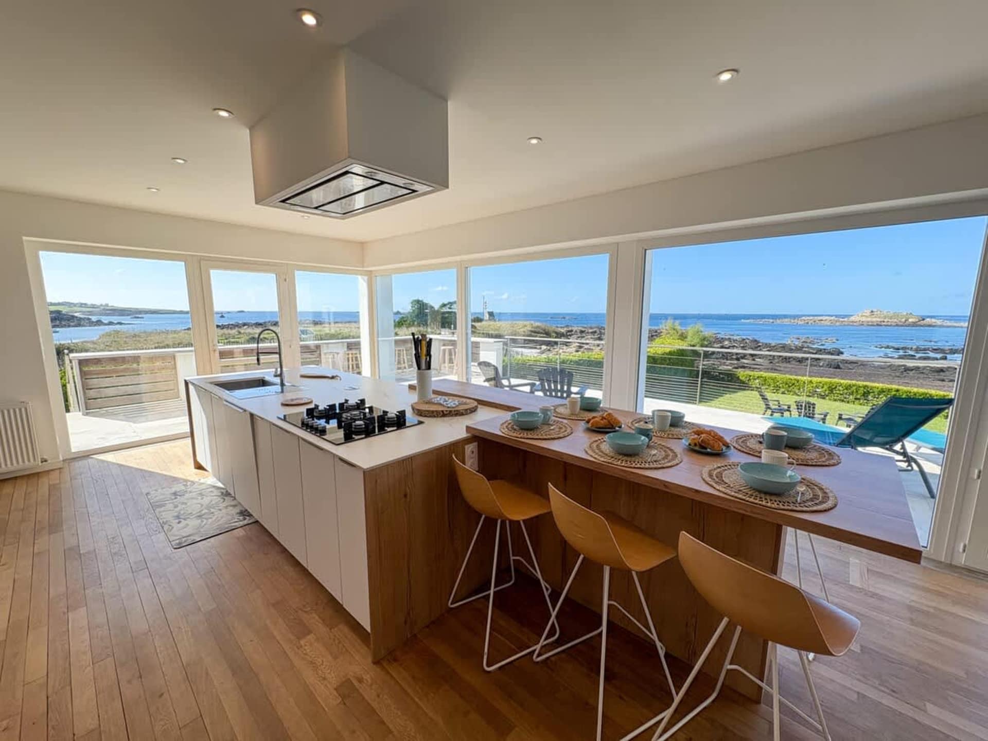 Ruim appartement aan het strand in Ploudalmézeau voor 10 personen - foto 7