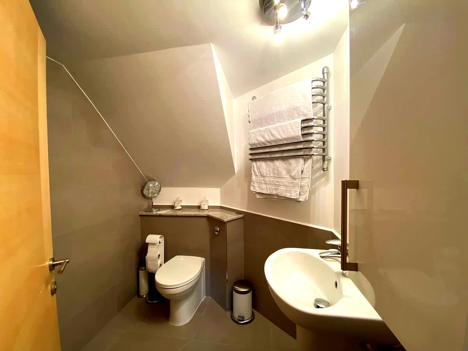 Garden Flat in Fulham: stijlvol appartement met patio en twee slaapkamers - foto 15