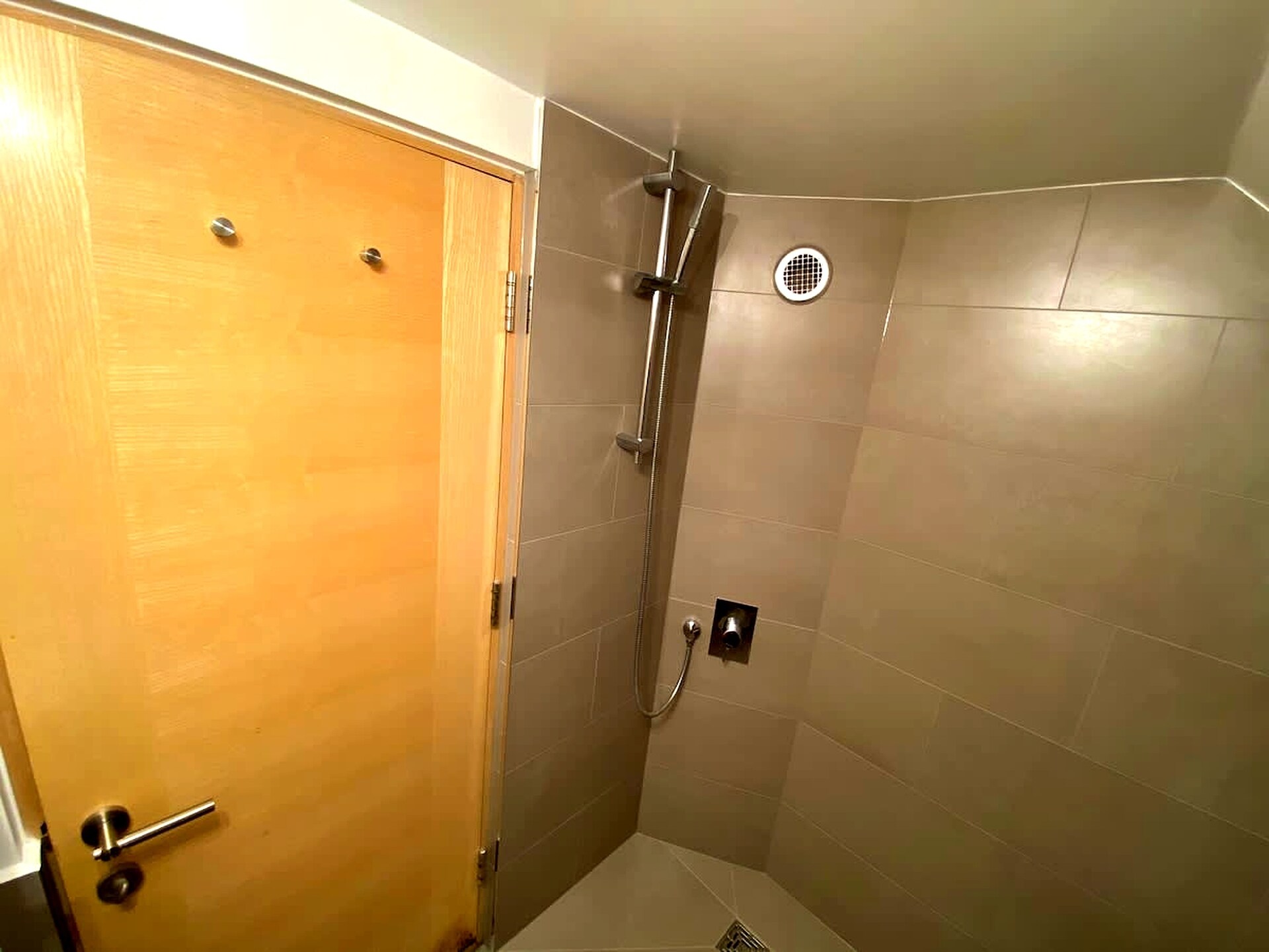 Garden Flat in Fulham: stijlvol appartement met patio en twee slaapkamers - foto 12