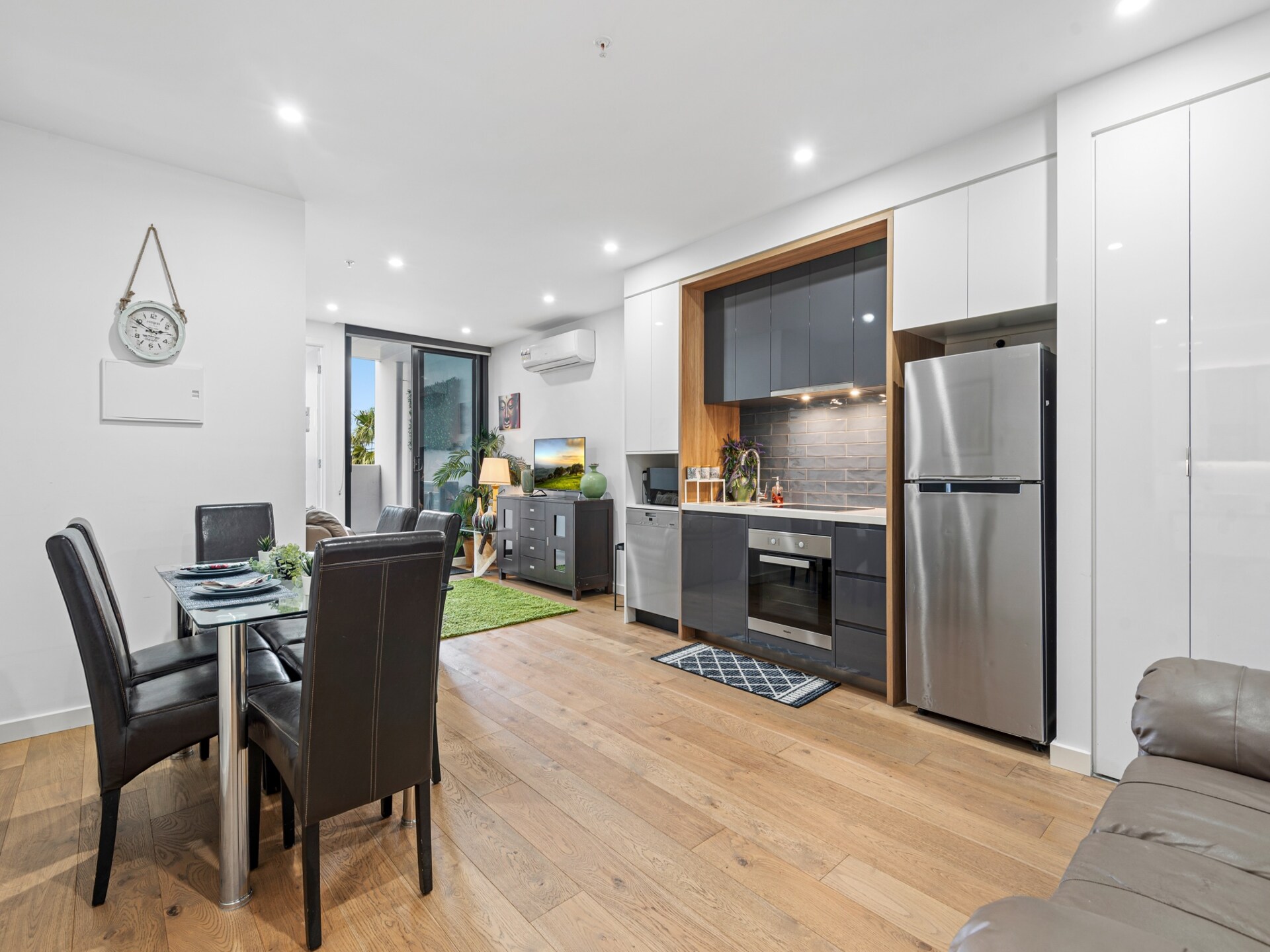 Modern appartement in Hughesdale vlakbij station Oakleigh - foto 2