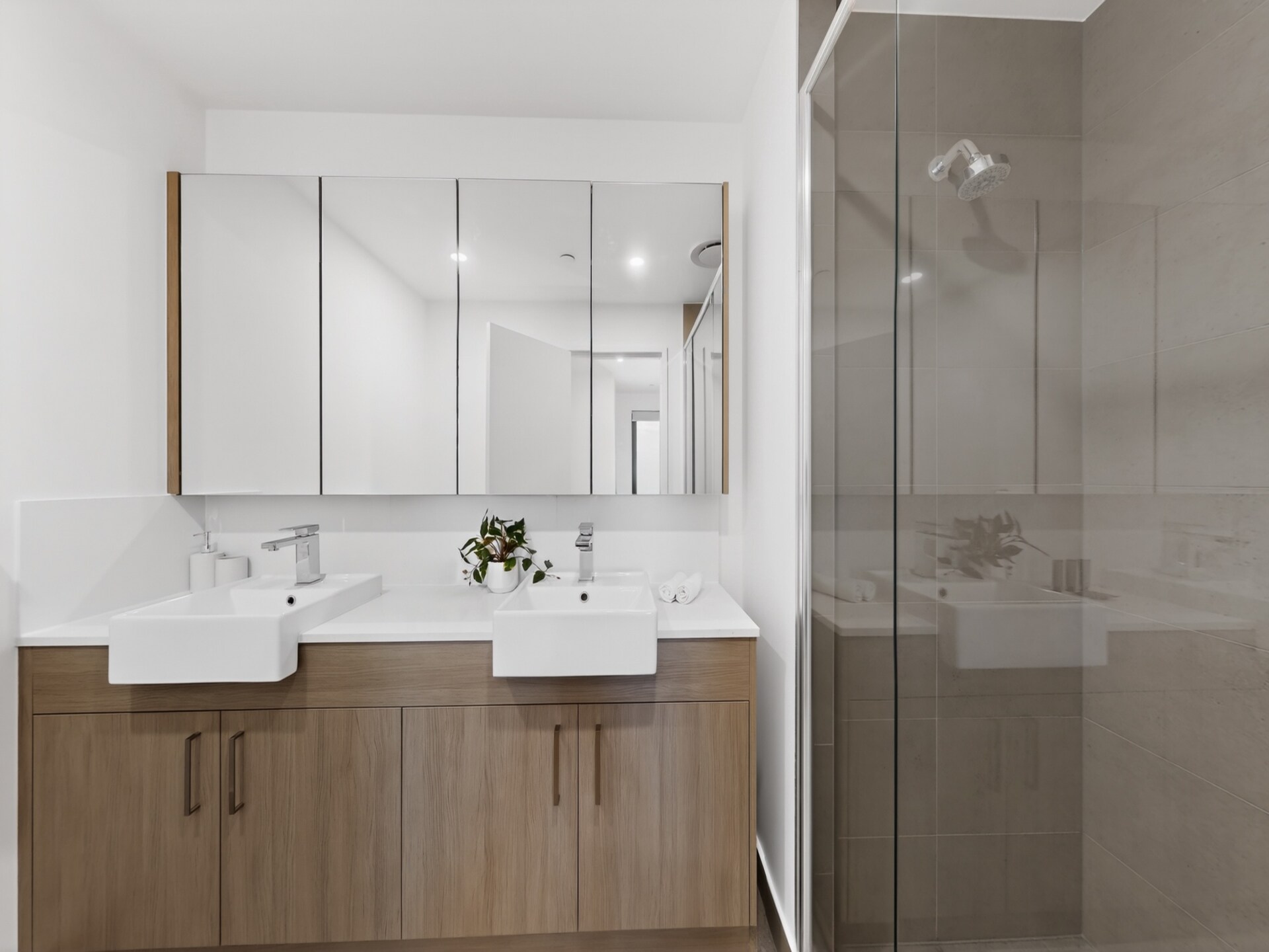 Modern appartement in het hart van Cannington voor 4 personen - foto 11