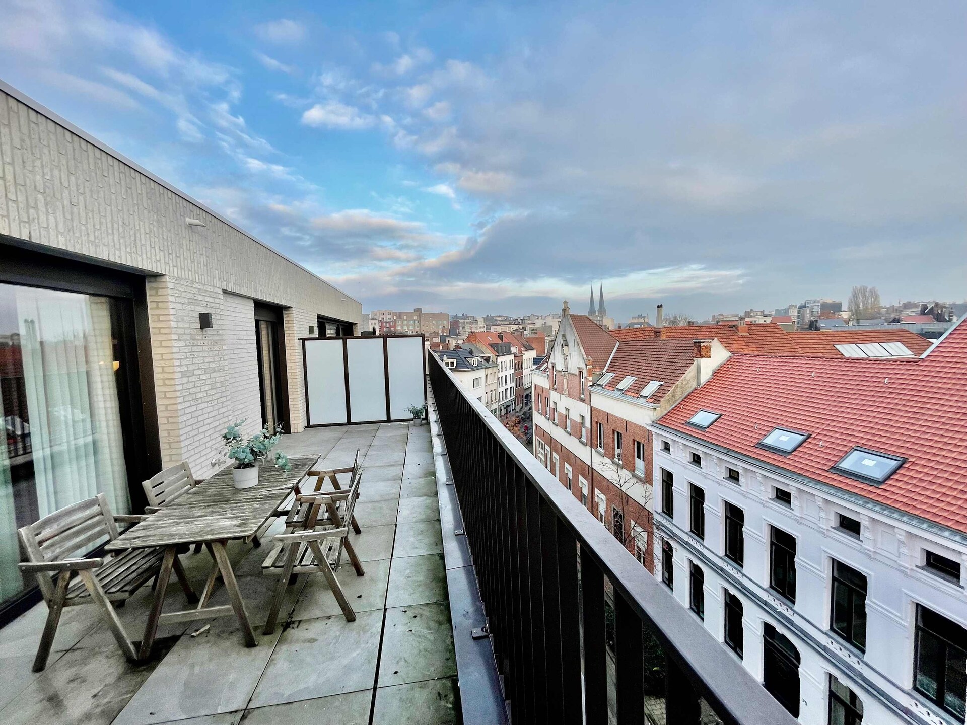 Licht & Modern Appartement bij de Diamantwijk in Antwerpen - foto 4