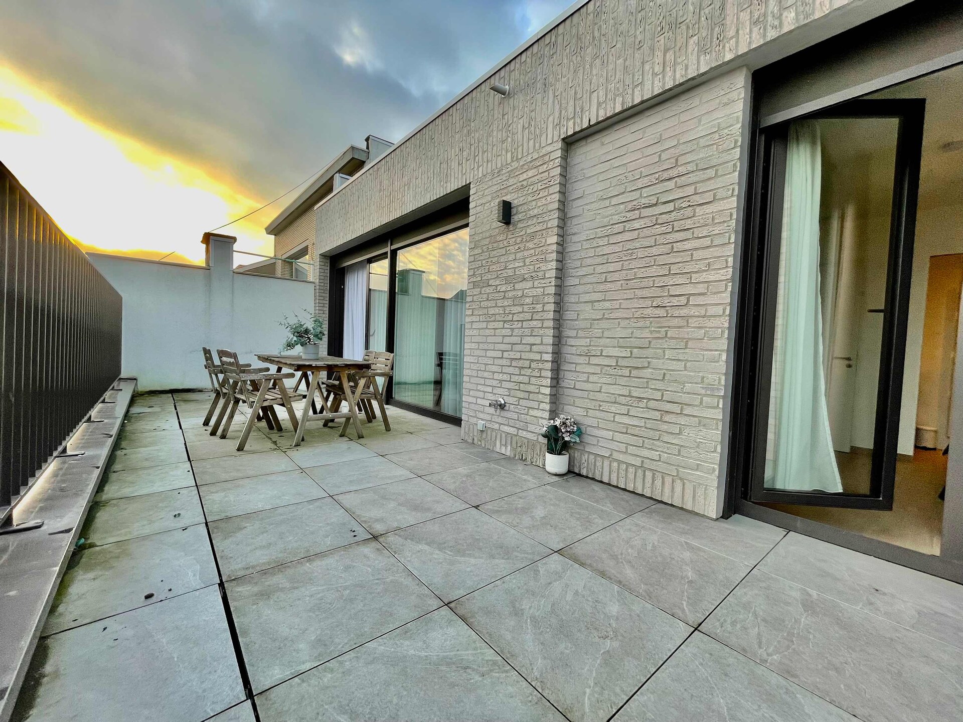Licht & Modern Appartement bij de Diamantwijk in Antwerpen - foto 32