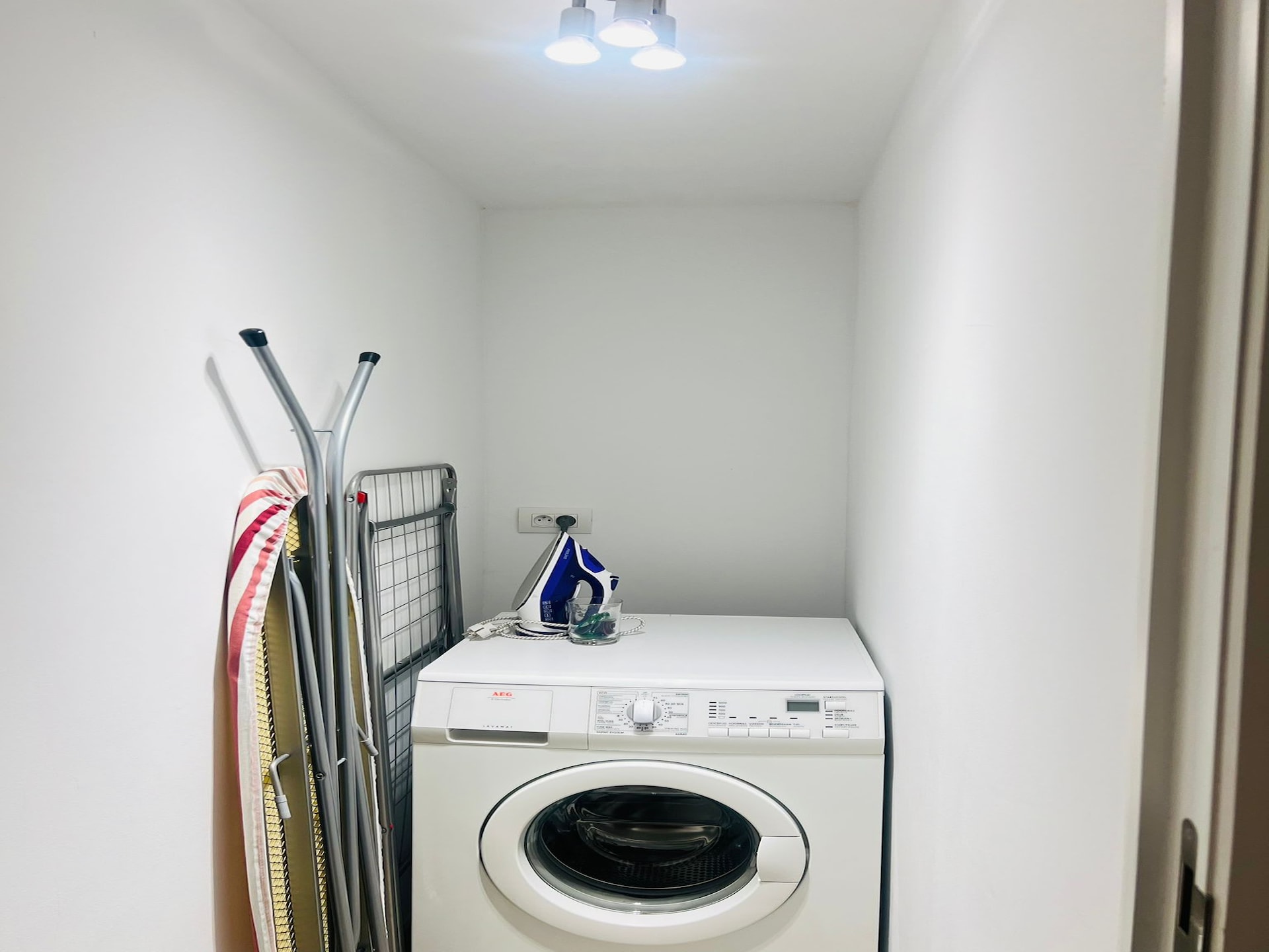 Designstudio in het Modekwartier van Antwerpen met werkplek en wifi - foto 7