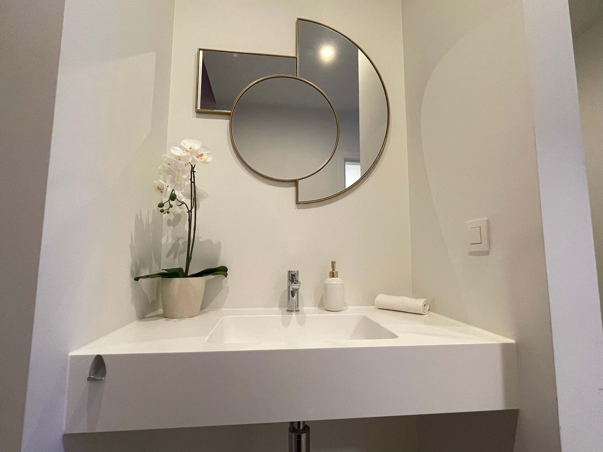 Grande Deluxe 3-slaapkamersuite op steenworp van Antwerpen Centraal - foto 18