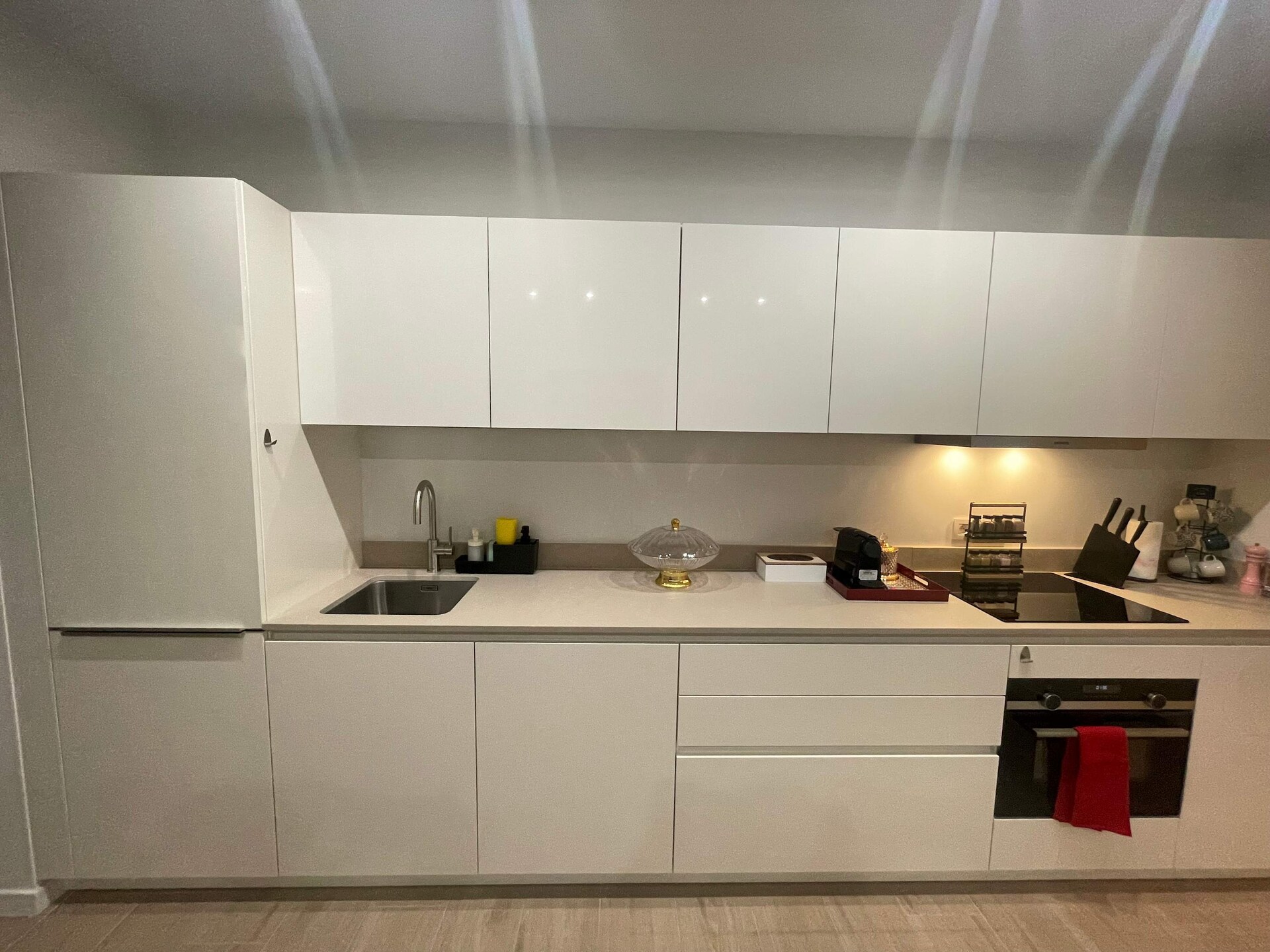 Grande Deluxe 3-slaapkamersuite op steenworp van Antwerpen Centraal - foto 3