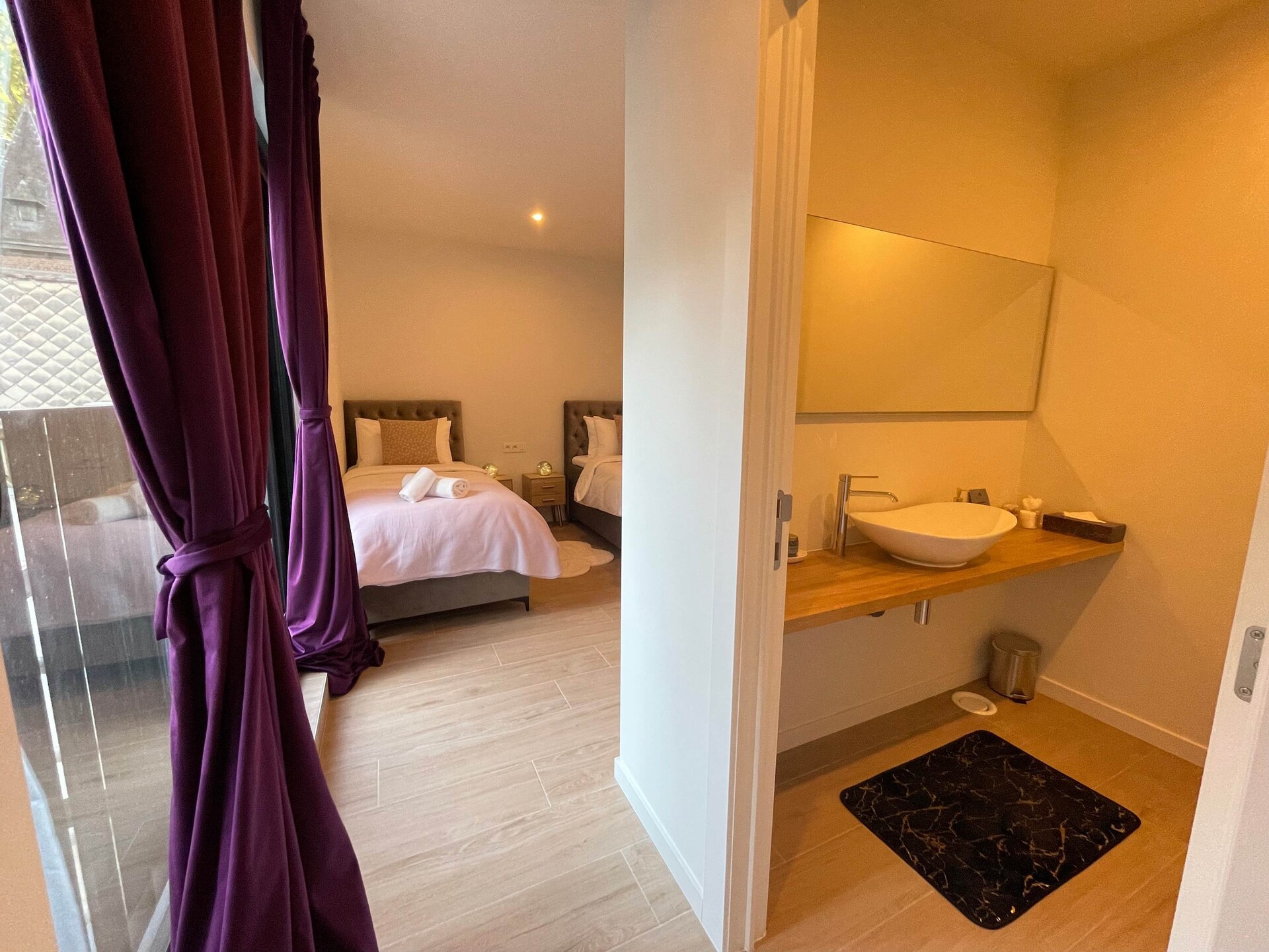 Grande Deluxe 3-slaapkamersuite op steenworp van Antwerpen Centraal - foto 15