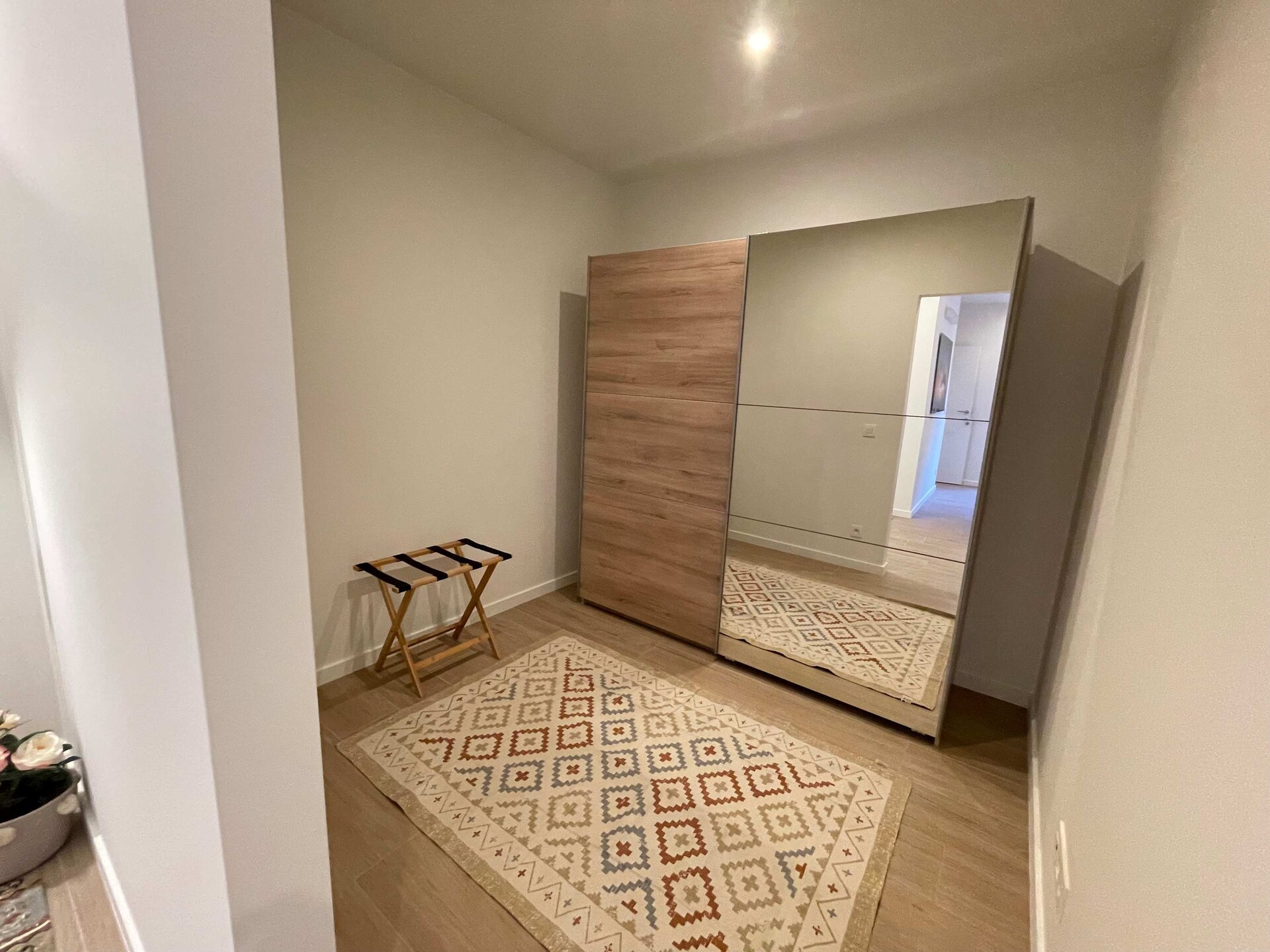 Grande Deluxe 3-slaapkamersuite op steenworp van Antwerpen Centraal - foto 16