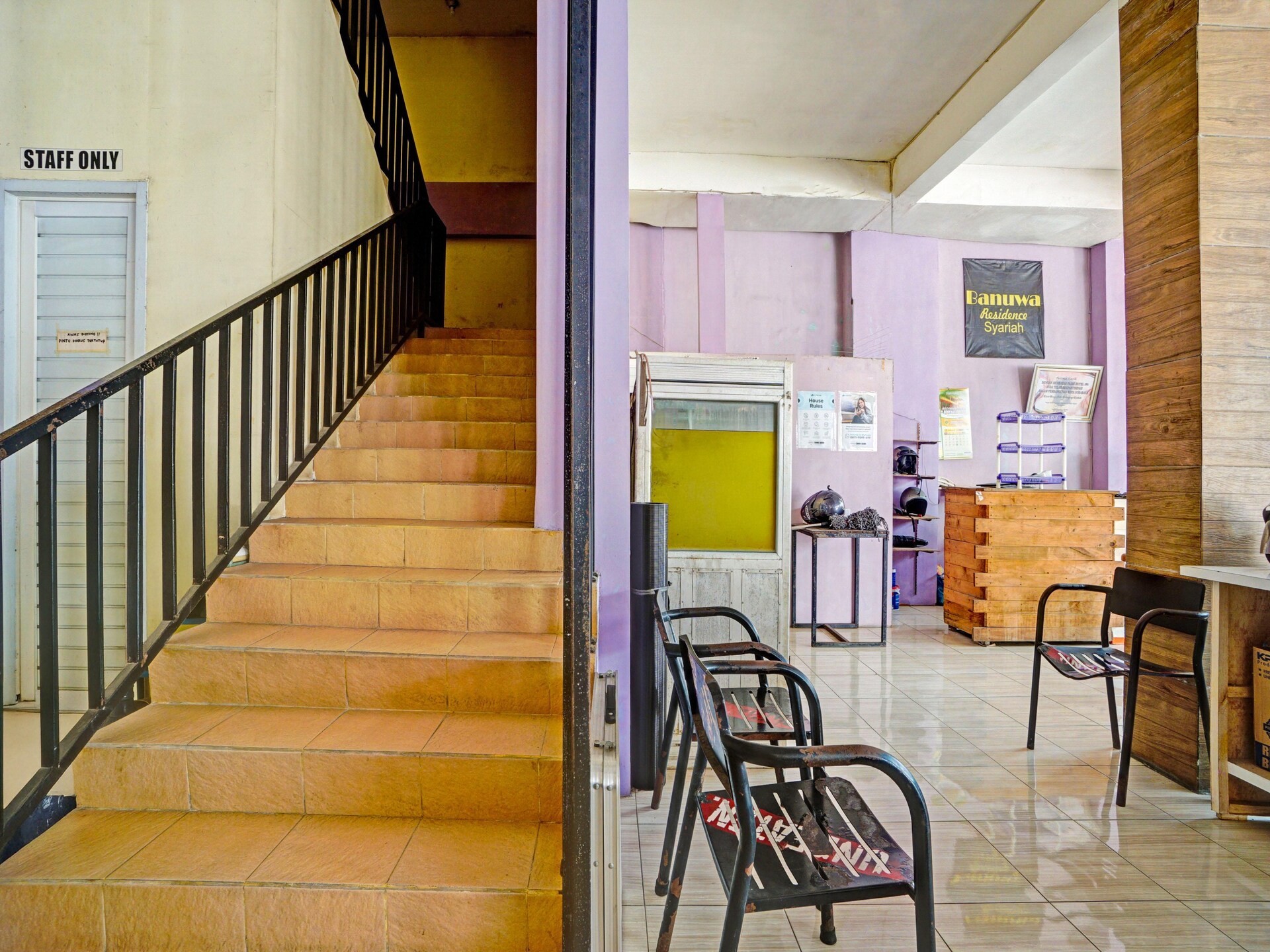 Knusse standaard kamer voor 2 in Surabaya met WiFi & parkeren - foto 30