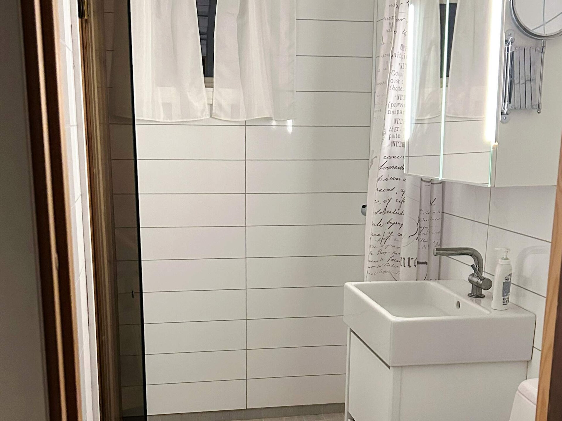 6-persoons vakantiehuis op Sollerön vlak bij het meer - foto 18