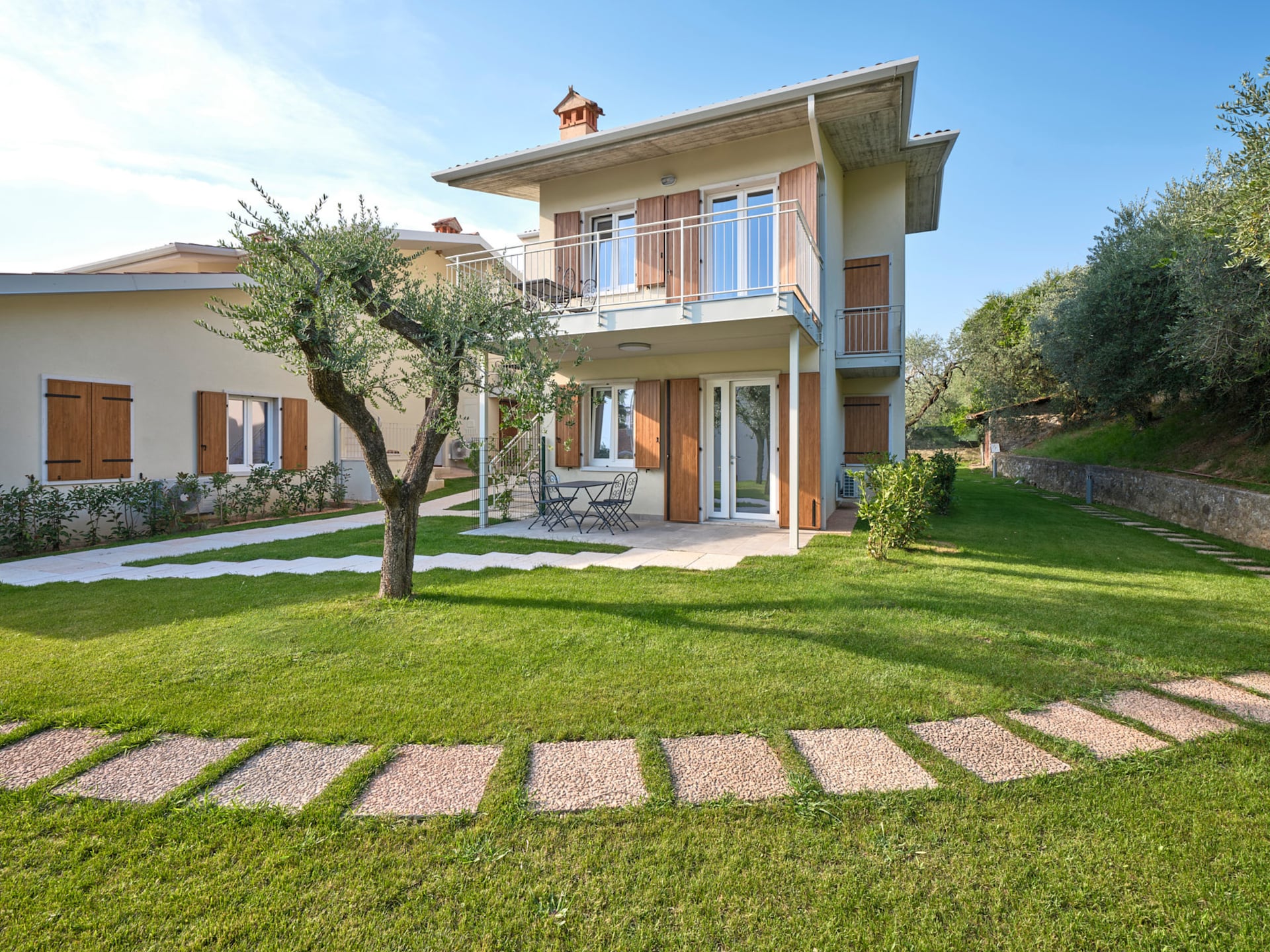 Modern appartement in Torri del Benaco bij het Gardameer - foto 8