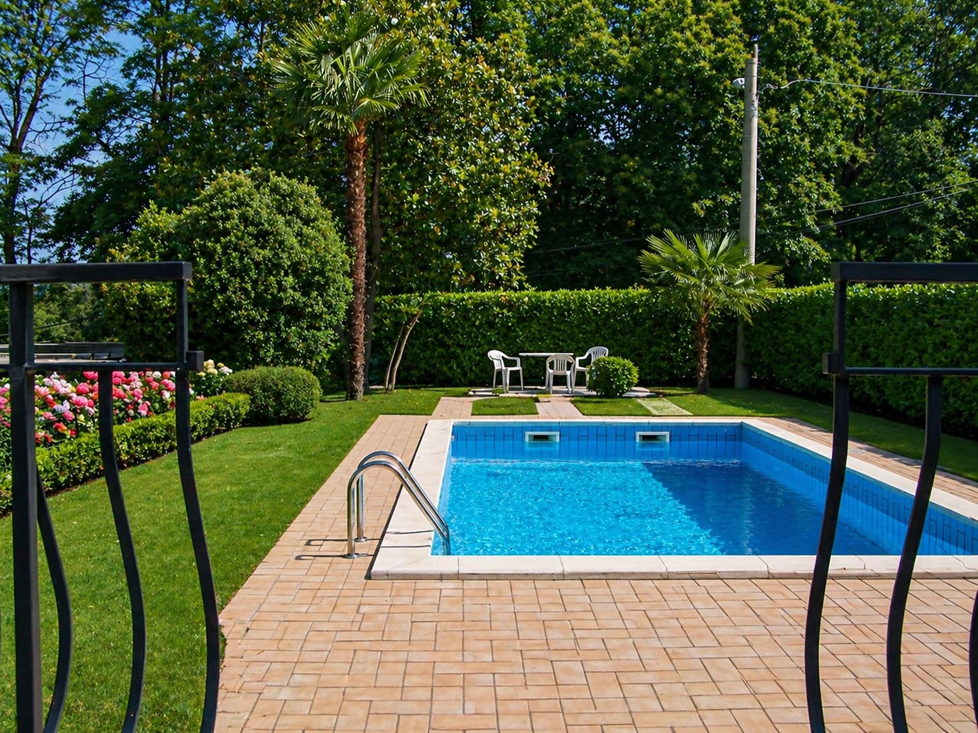 4-persoons villa met privézwembad in centrum Brezzo di Bedero - foto 5