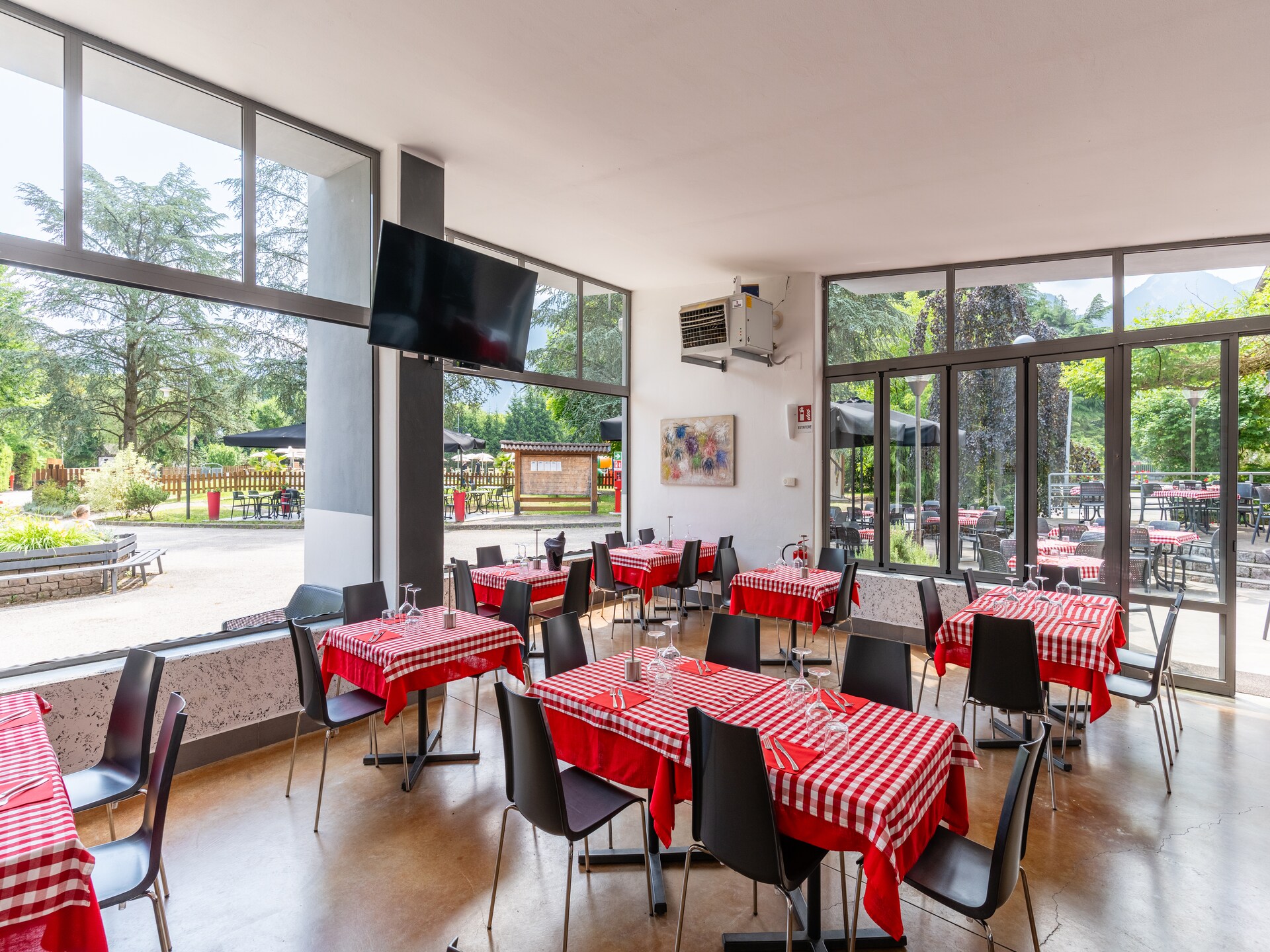 Lodge Elite: vrijstaande stacaravan voor 4 bij de meren van Levico Terme - foto 18