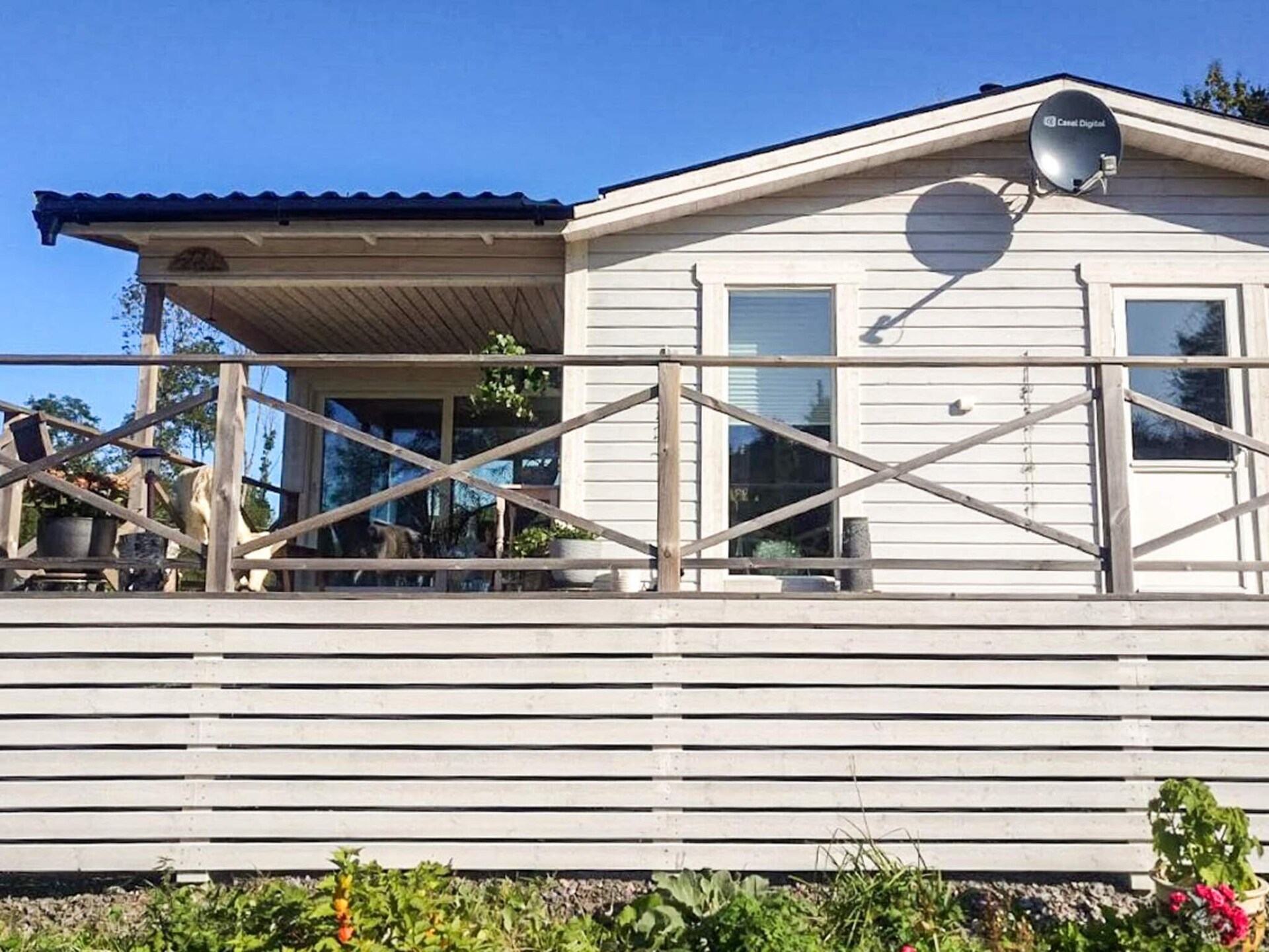 Sfeervol vakantiehuis bij Kärna met spa, balkon en nabij zee - foto 3