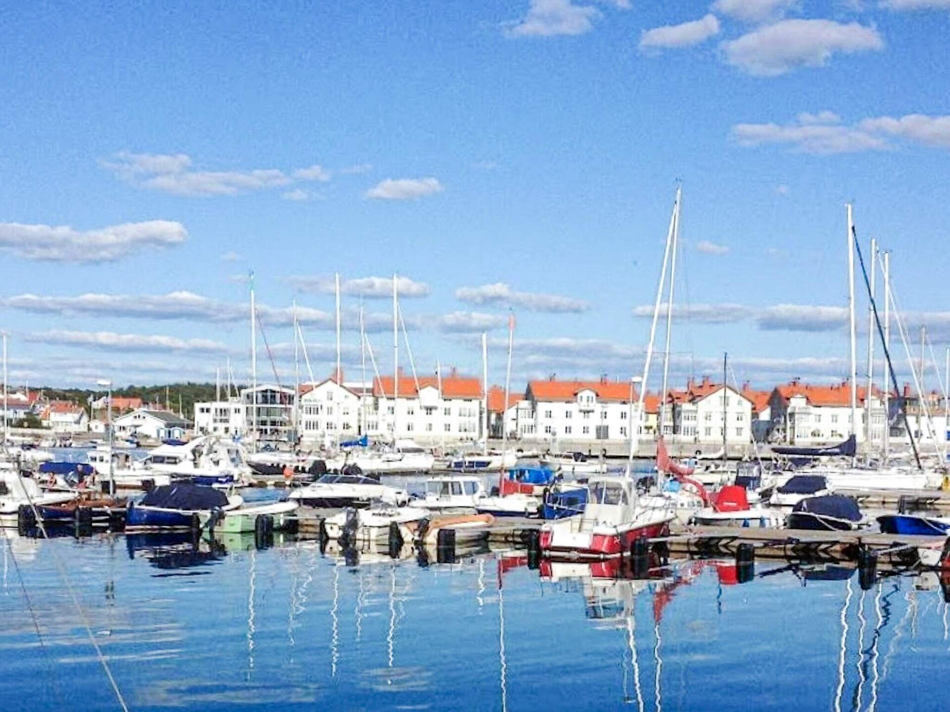 Sfeervol vakantiehuis bij Kärna met spa, balkon en nabij zee - foto 23