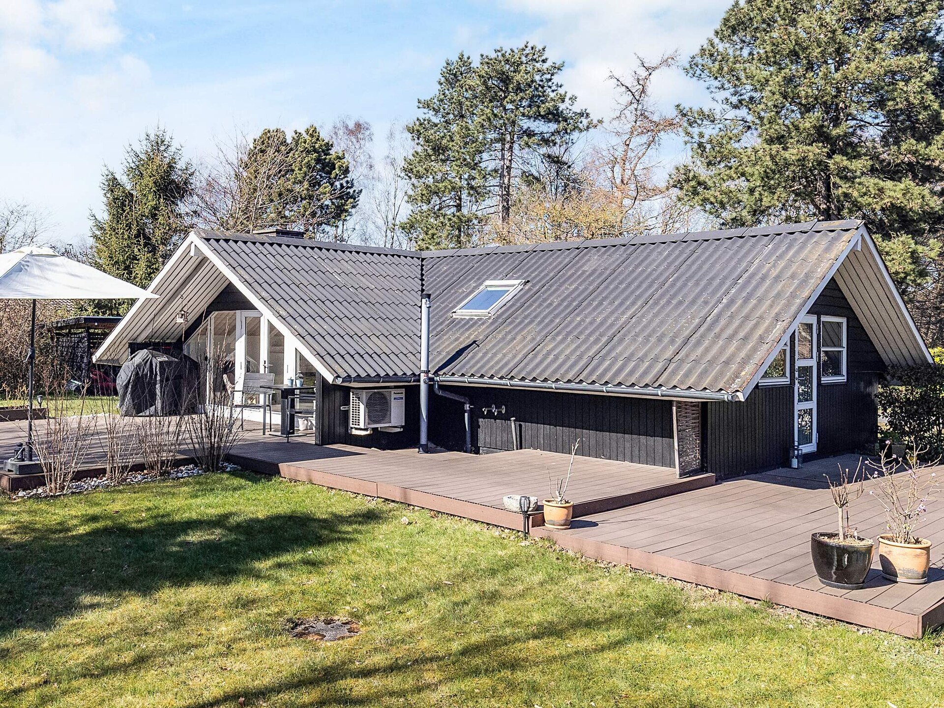 Licht vakantiehuis aan de golfbaan bij Gilleleje, 450m van zee - foto 1