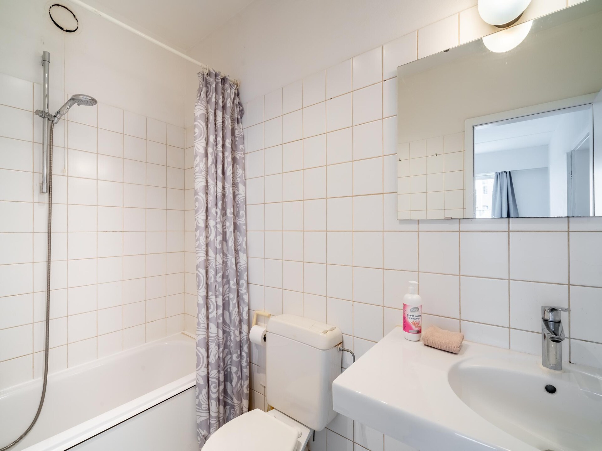 1-persoons appartement in hartje Antwerpen met lichte woonsfeer - foto 14