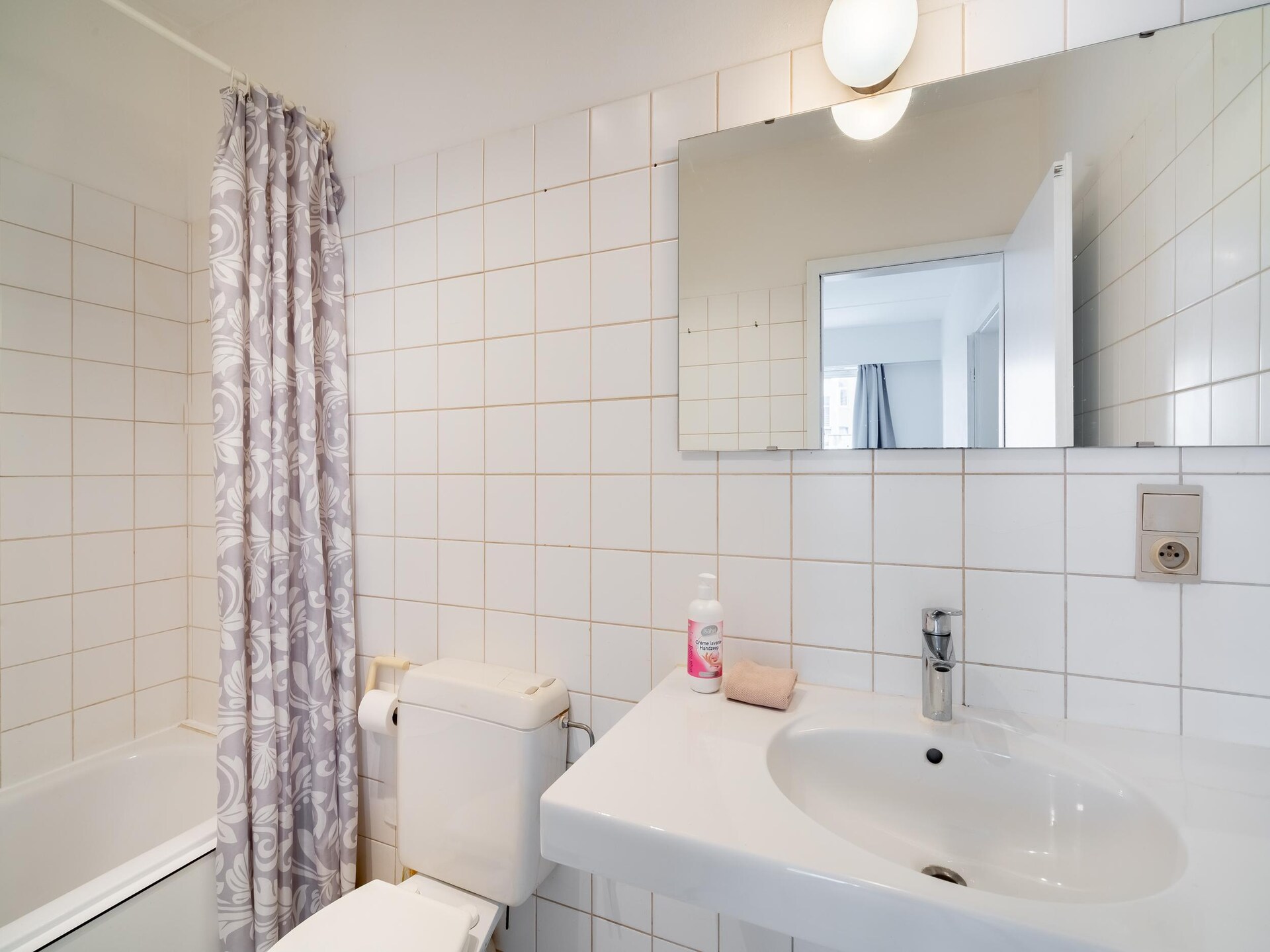 1-persoons appartement in hartje Antwerpen met lichte woonsfeer - foto 15