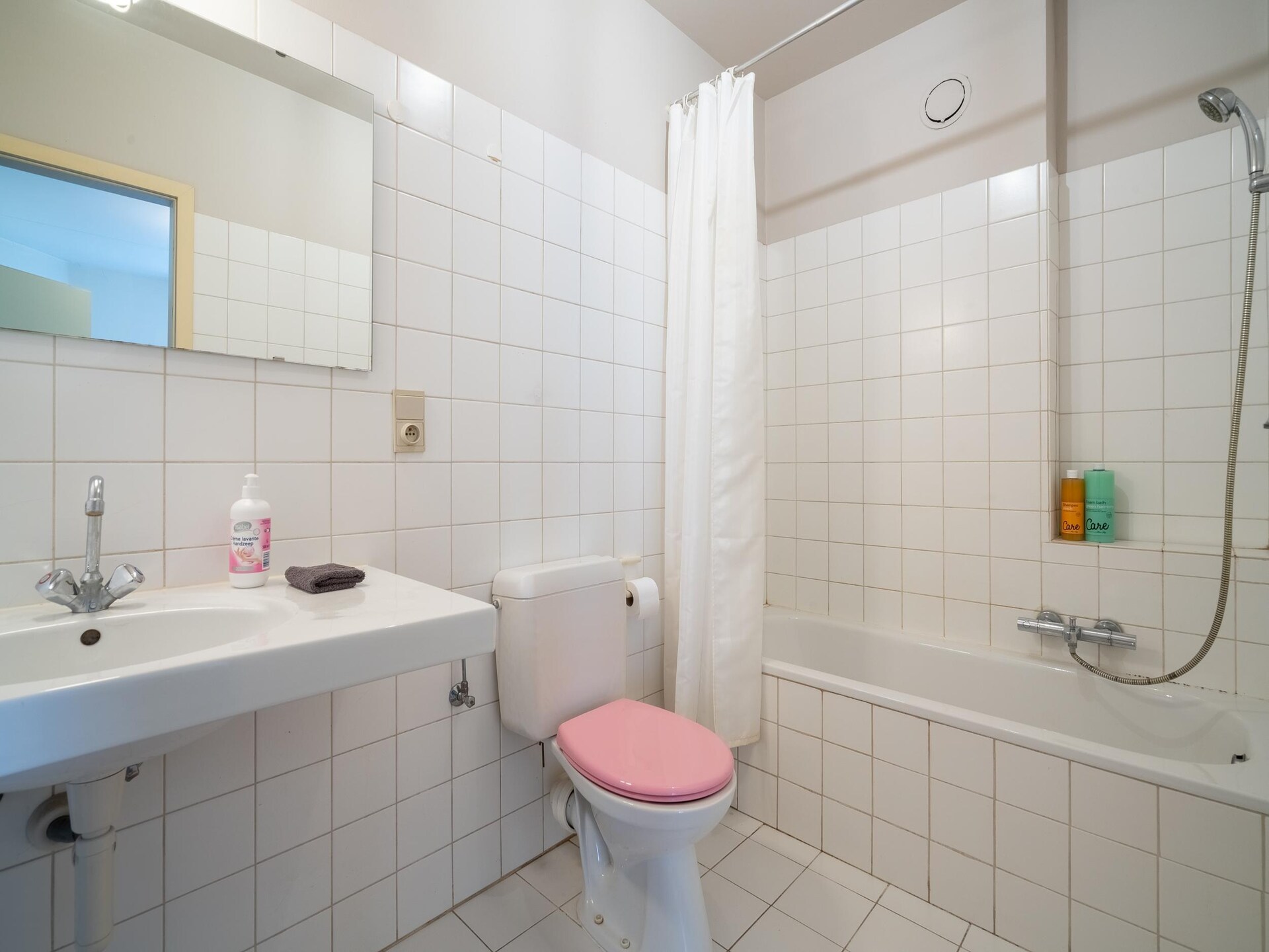 Licht 2-persoons appartement in hartje Antwerpen · 2 pers. - foto 9