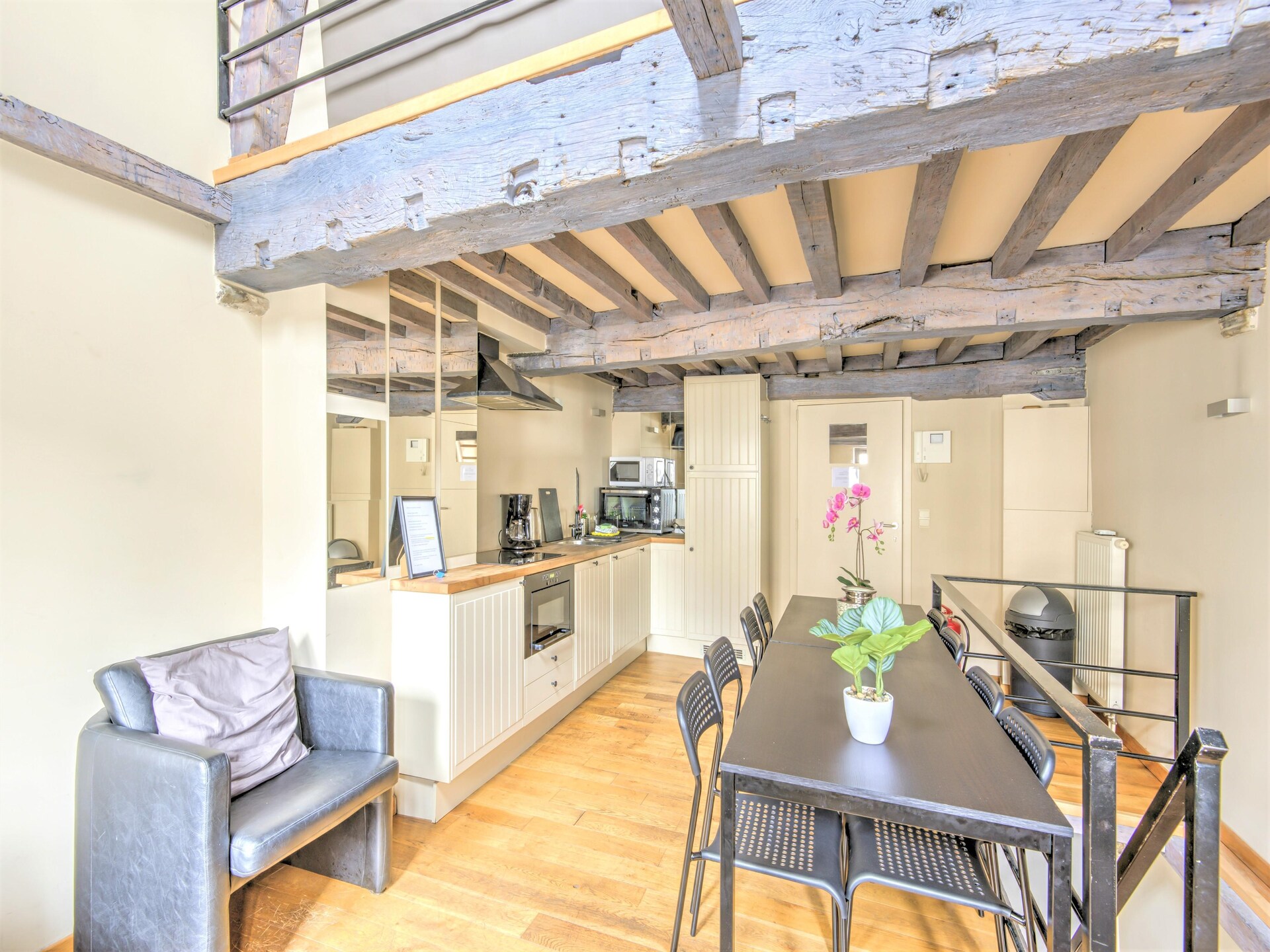 Ruim 90m² penthouse met stadszicht op Groenplaats, Antwerpen - foto 1